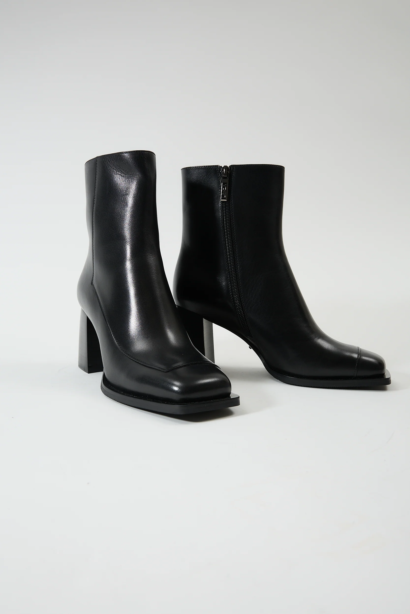 Keres Black - Image 2