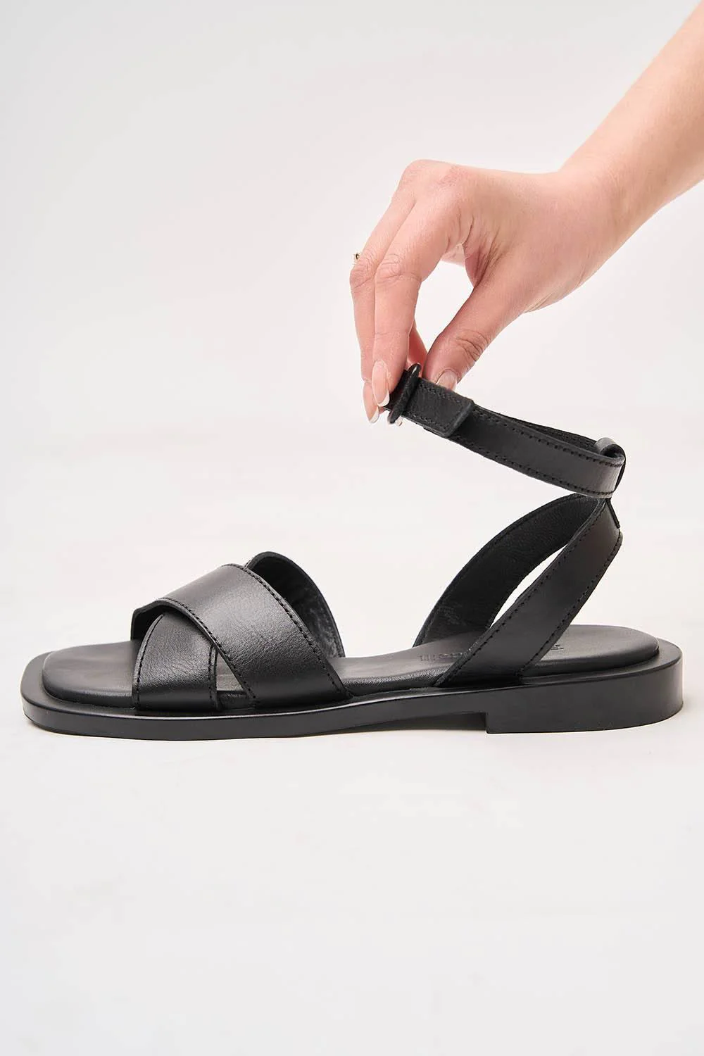 Acrolith Black - Image 9