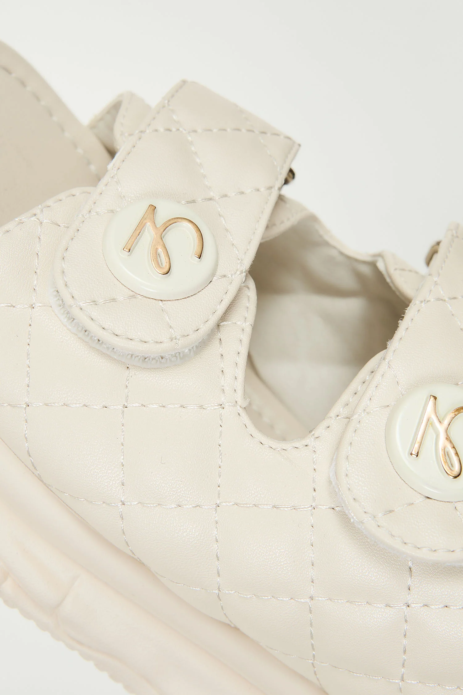 Adela Shell Sandals - Image 10