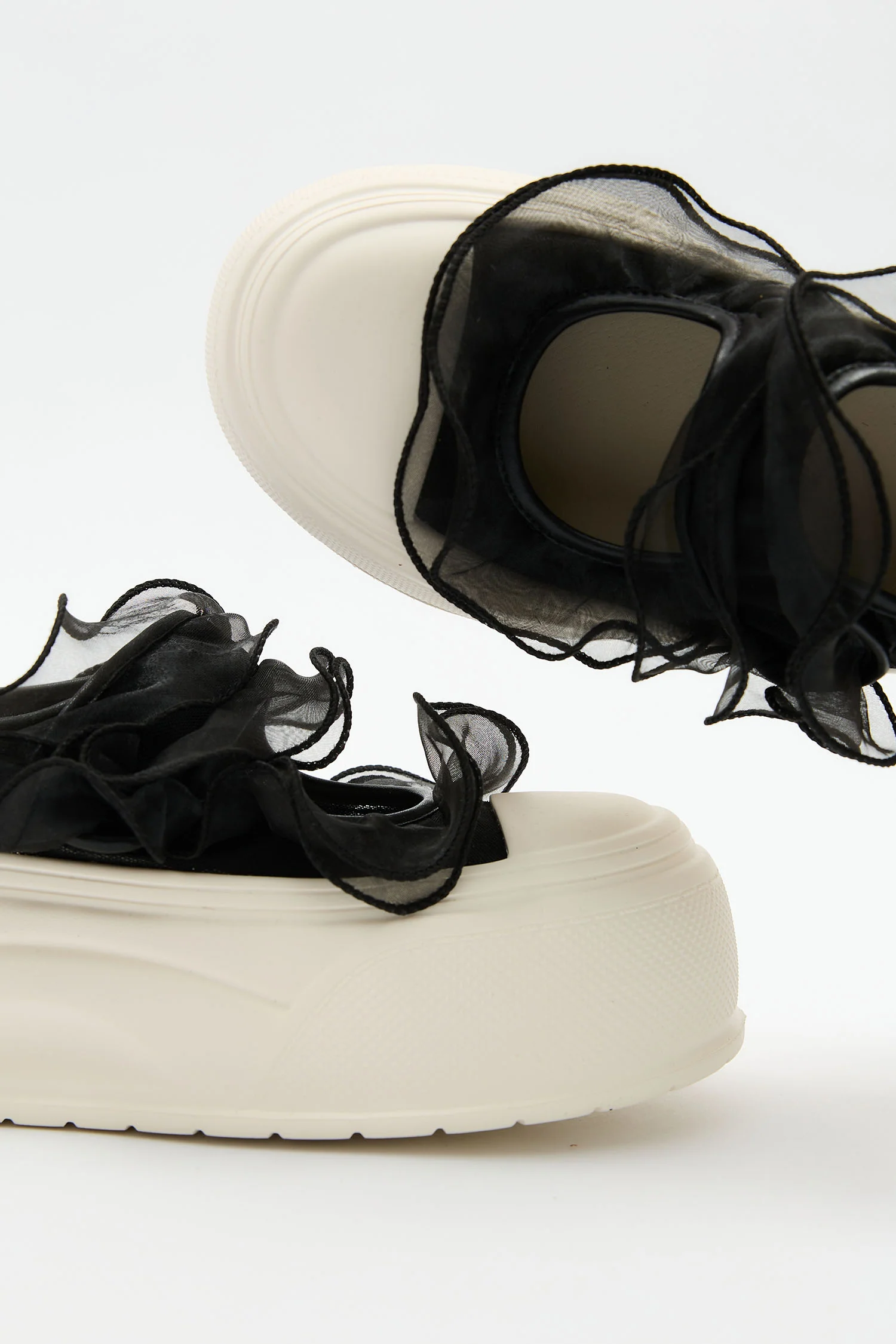 Adie Black - Image 6