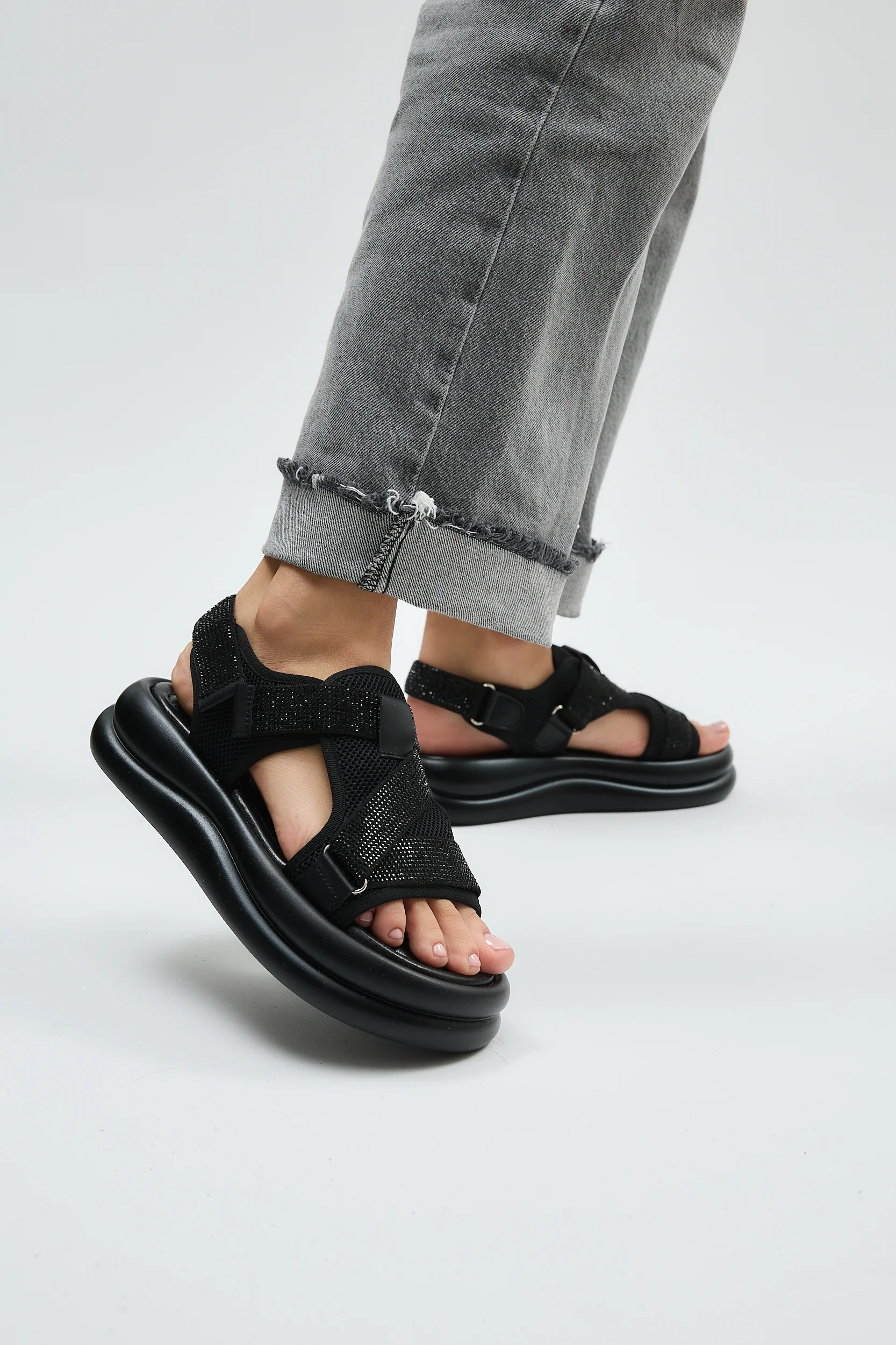 Adonia Black - Image 7
