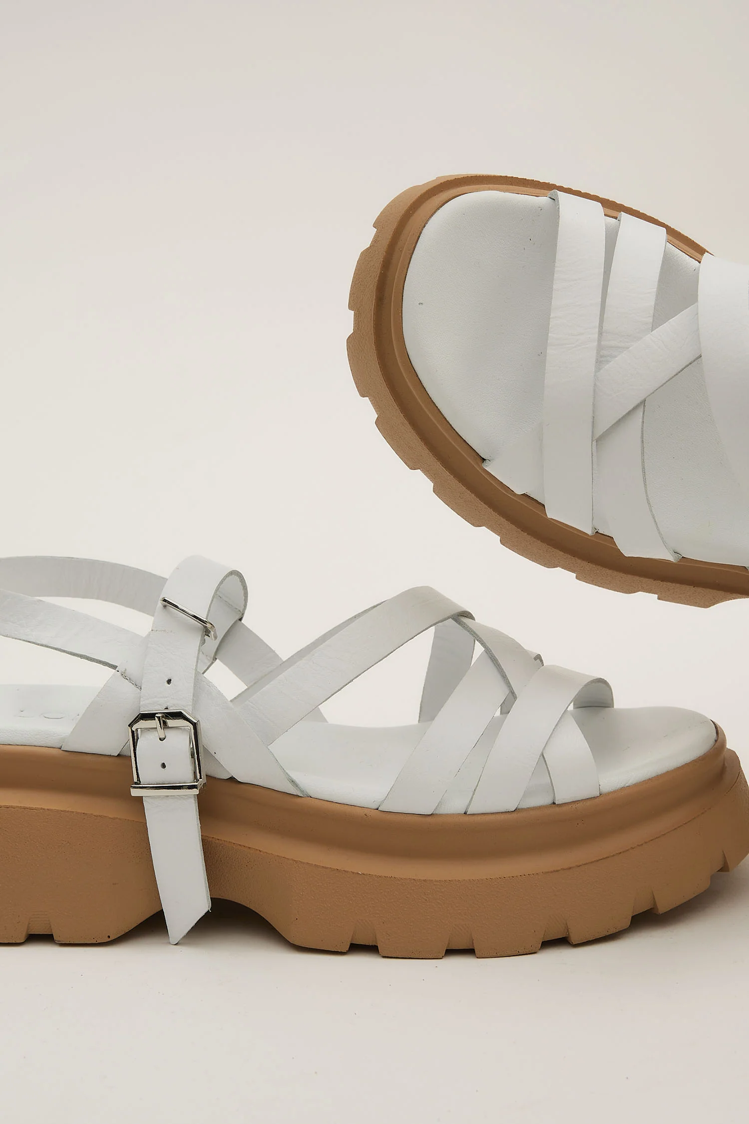 Afelia White - Image 3