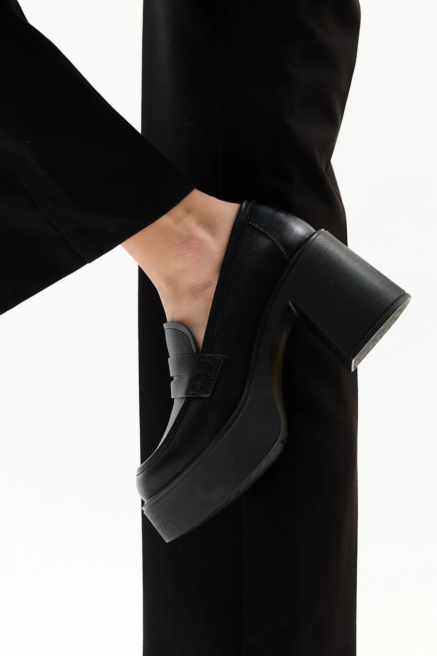Alama Black - Image 9