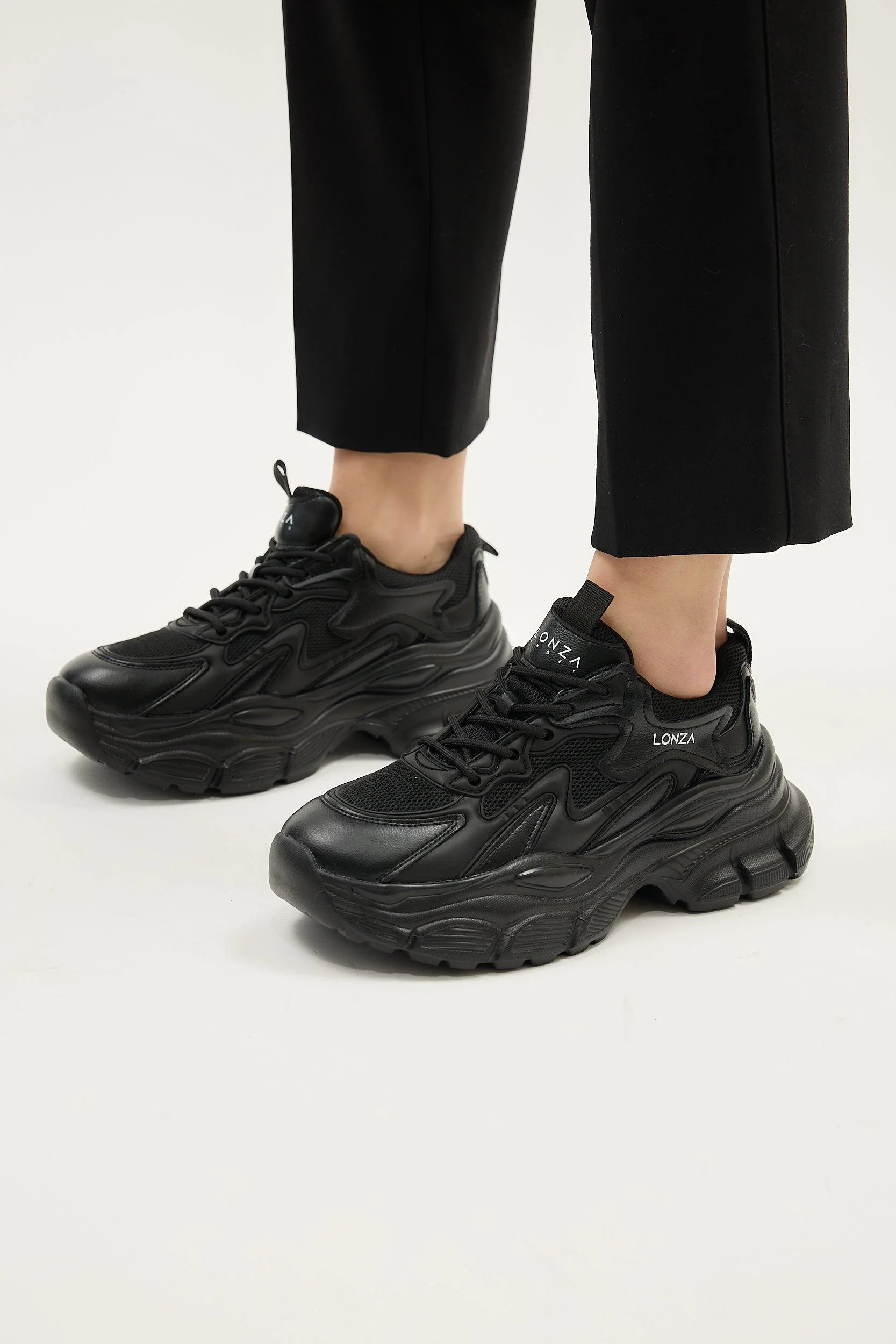 Alba Black - Image 5