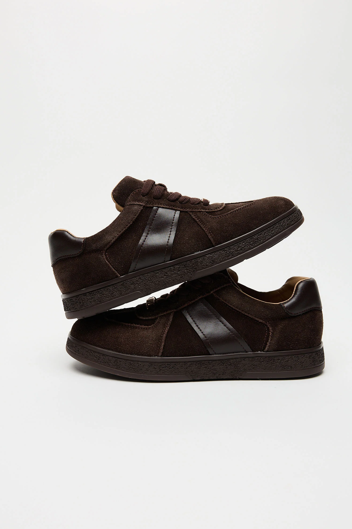 Alfi Brown - Image 3