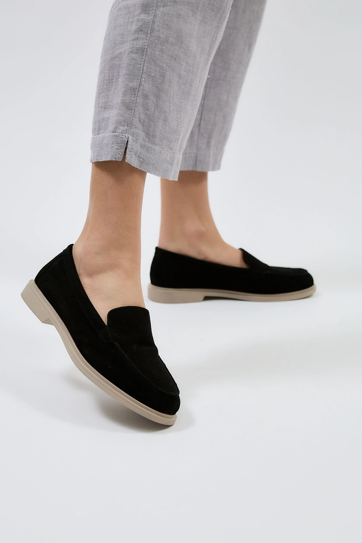 Almari Black - Image 11