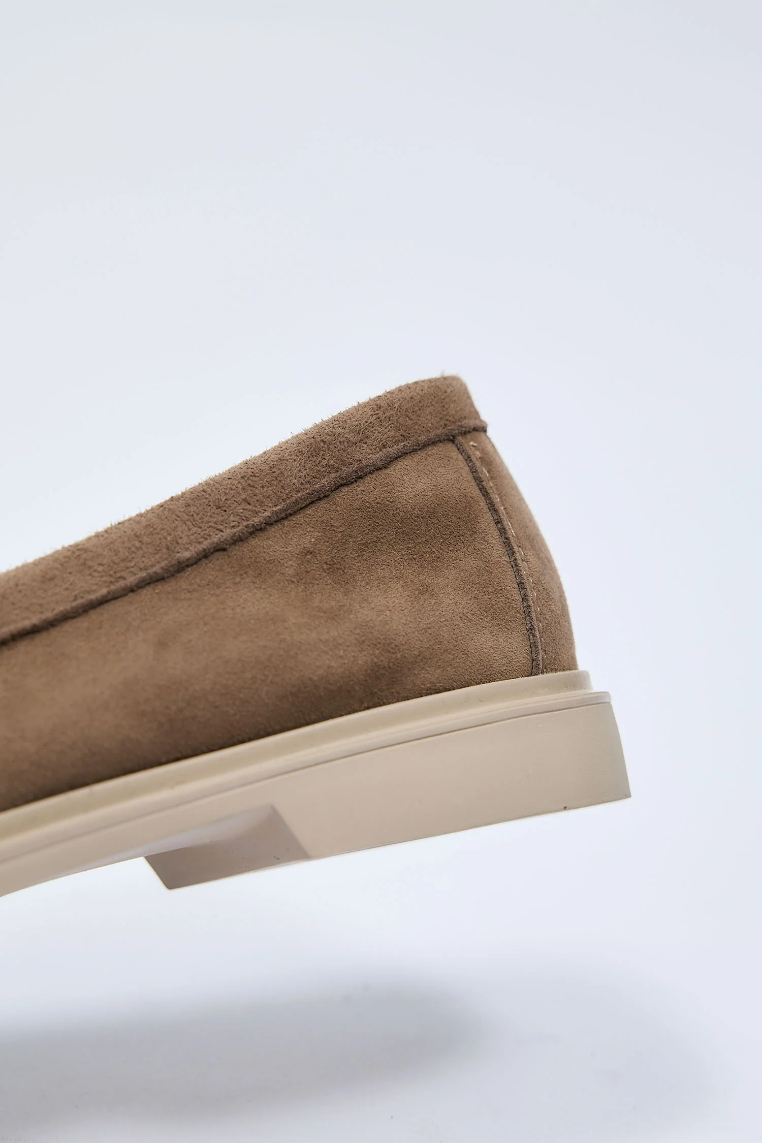 Almari Khaki - Image 7