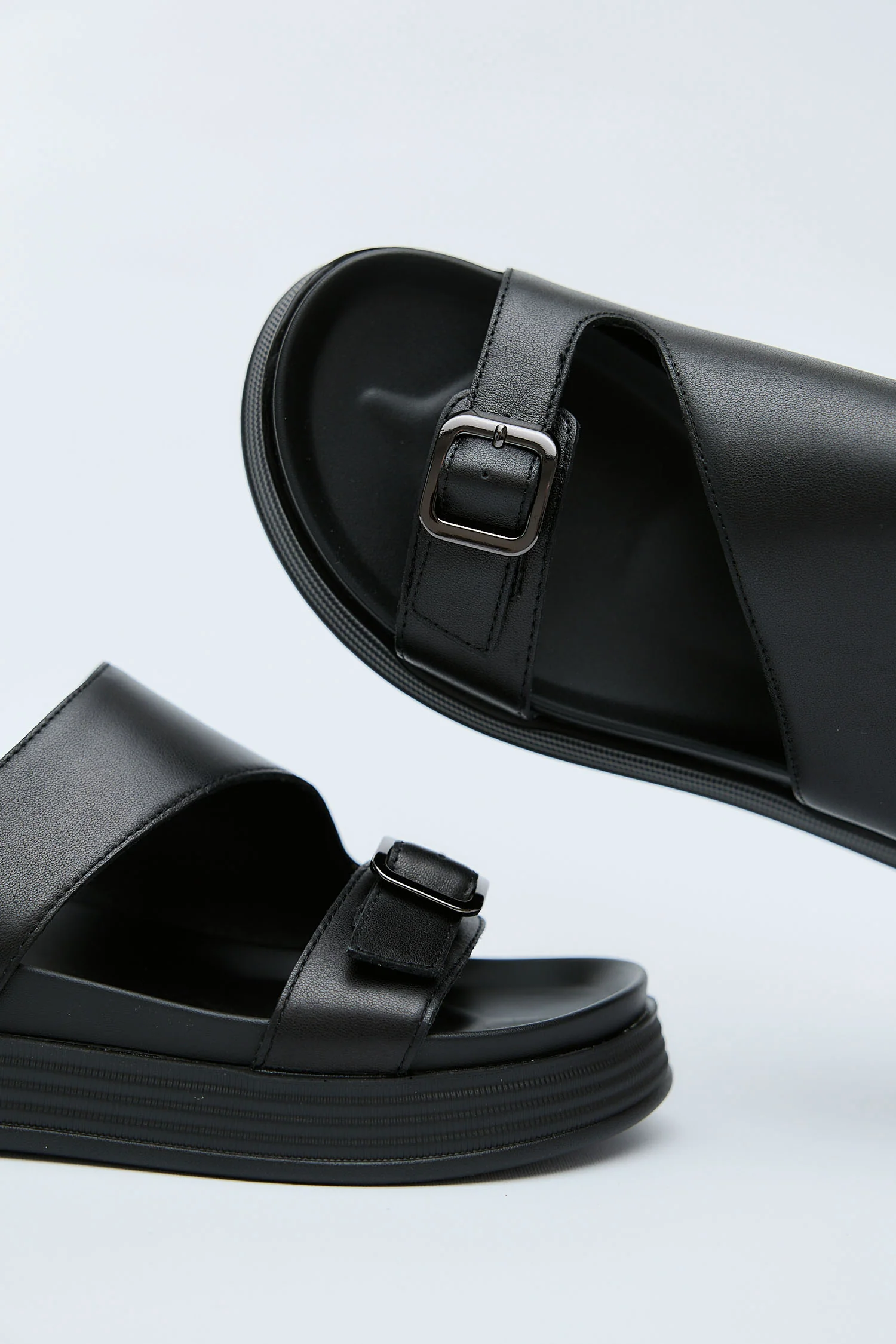 Aloura Black - Image 3