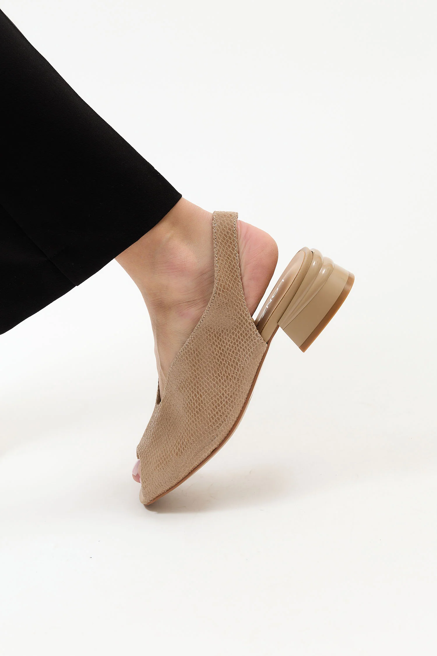 Amani Beige - Image 10