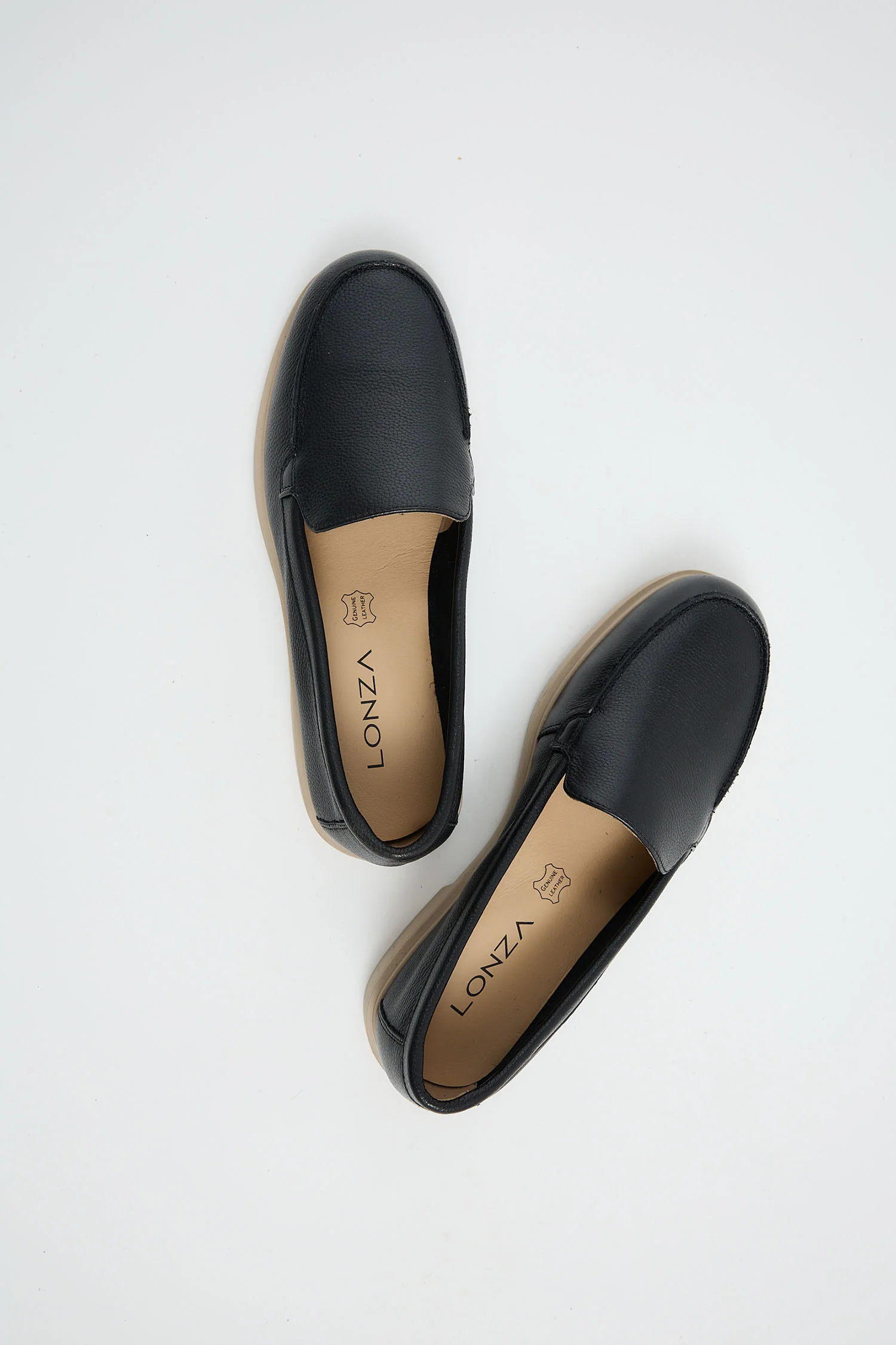 Amberly Black - Image 6