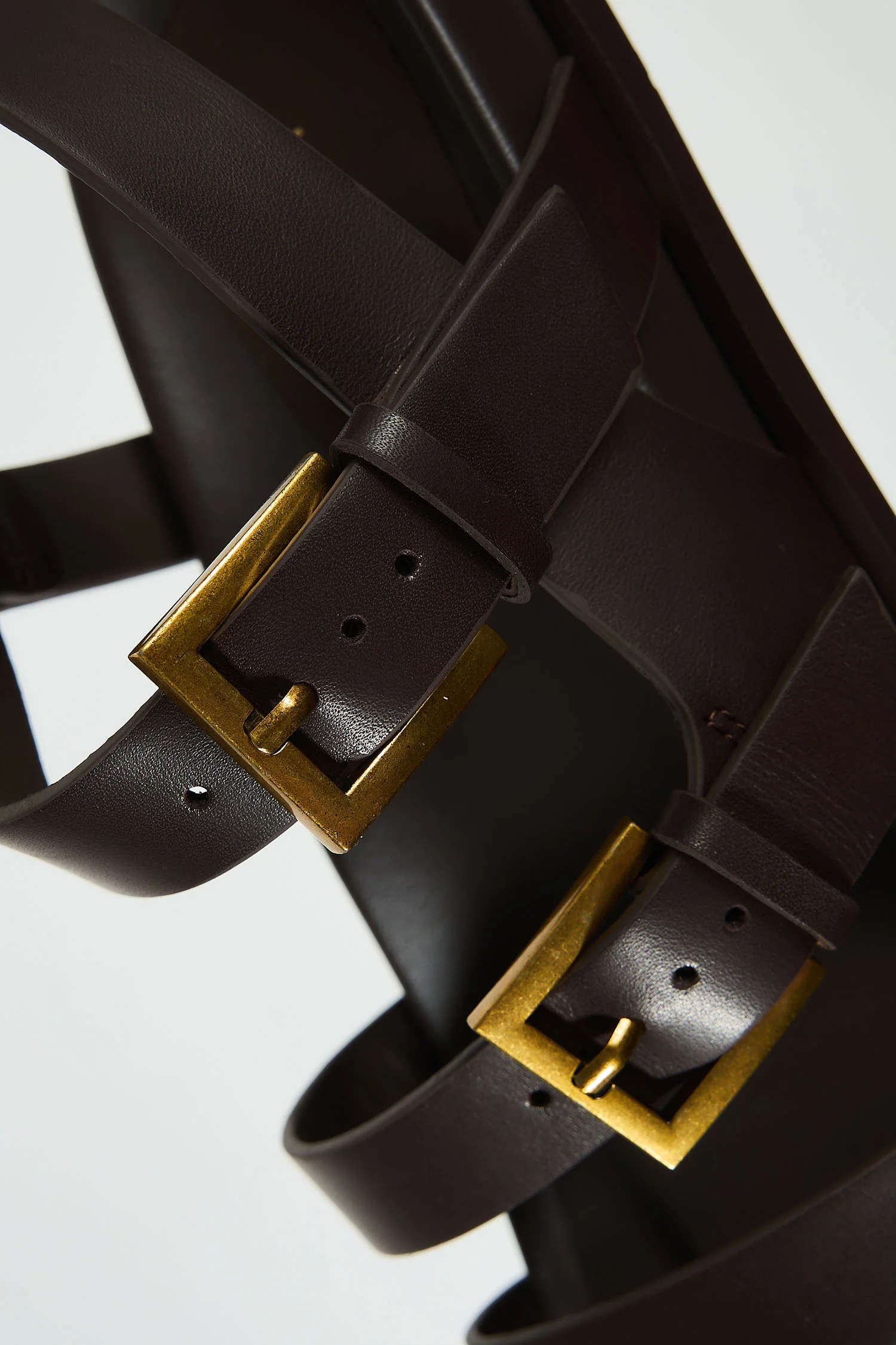 Amo Brown - Image 9