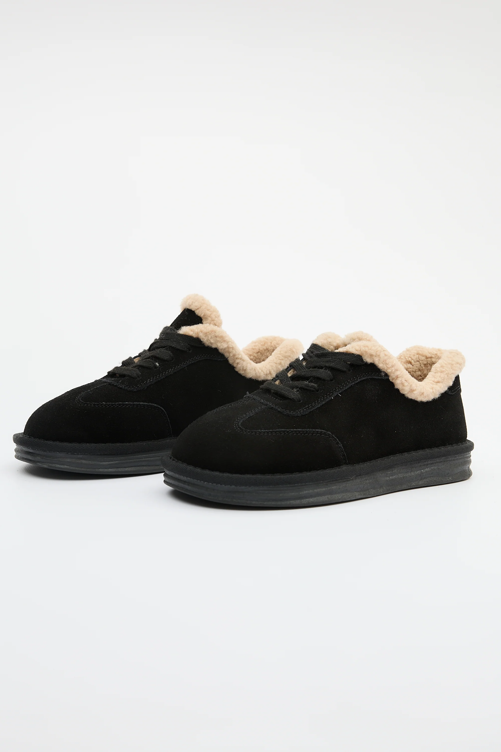 Annis Black - Image 5