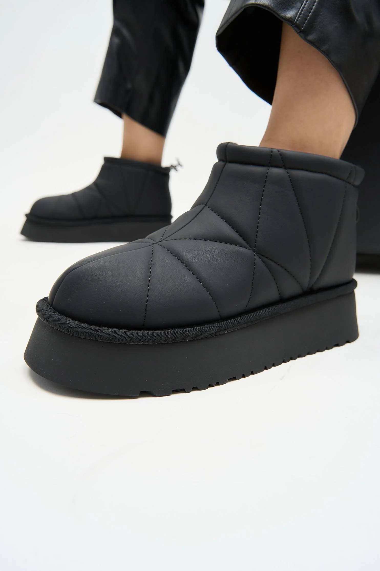 Antero Black - Image 7