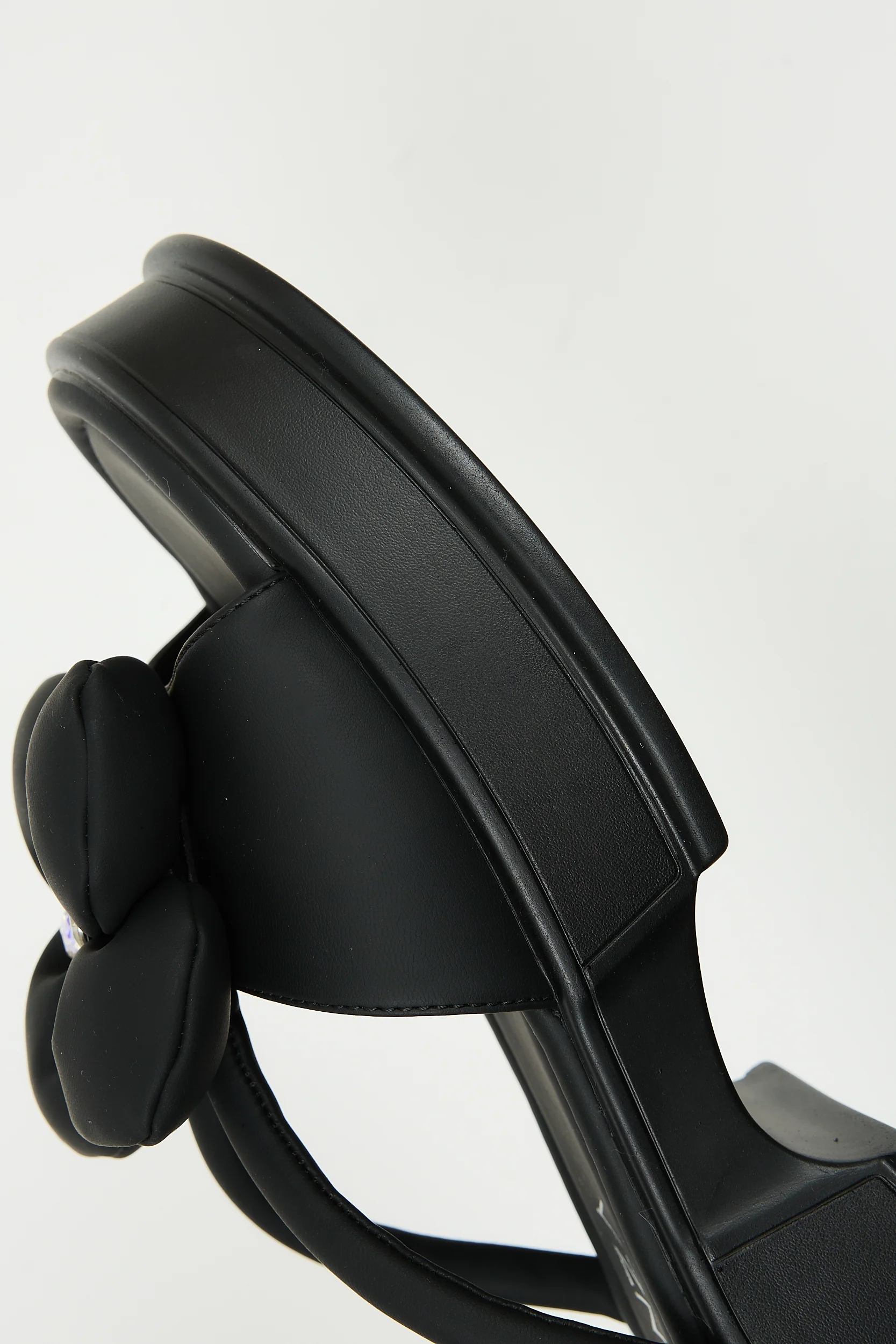 Antora Black - Image 7