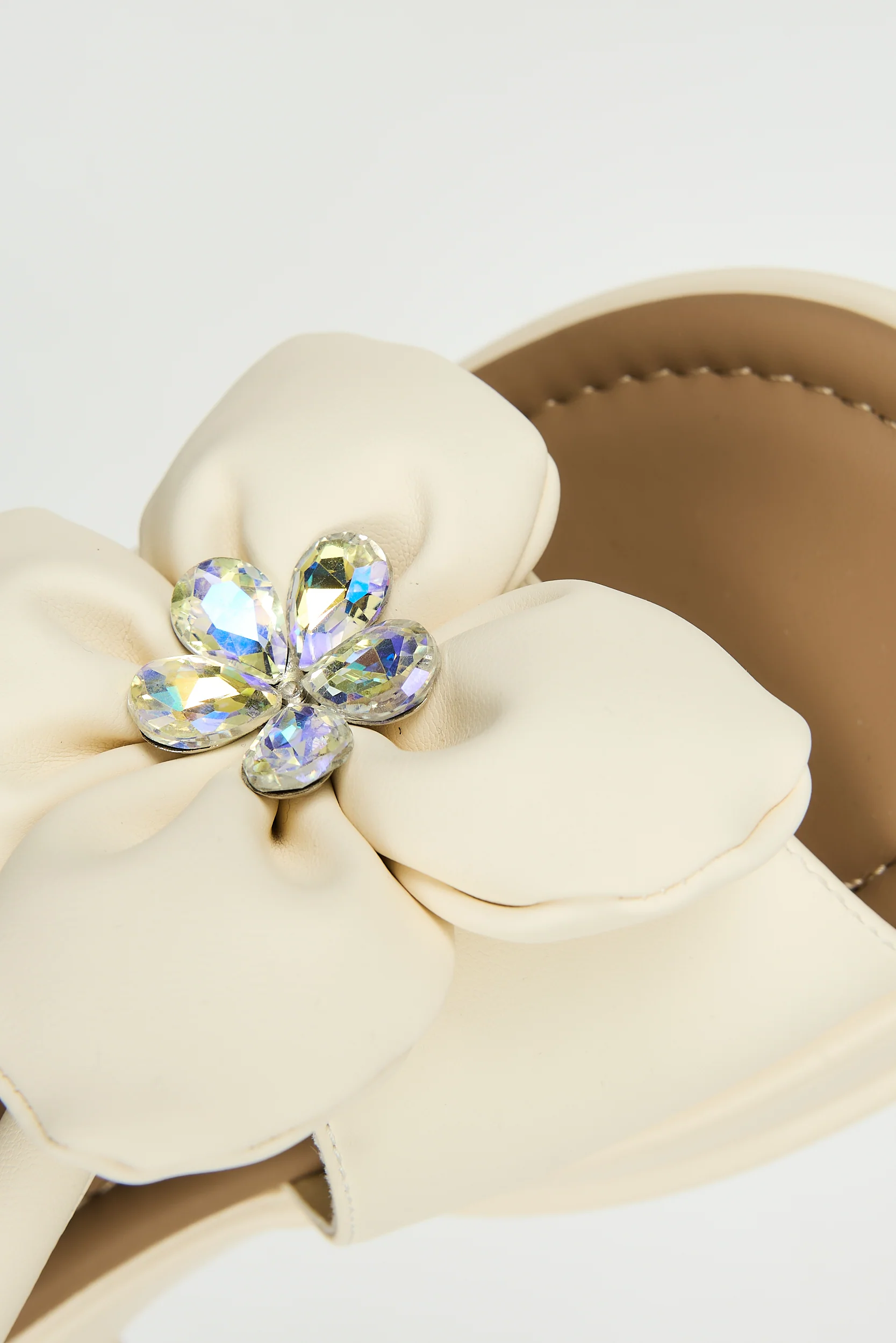 Antora Milk - Image 13