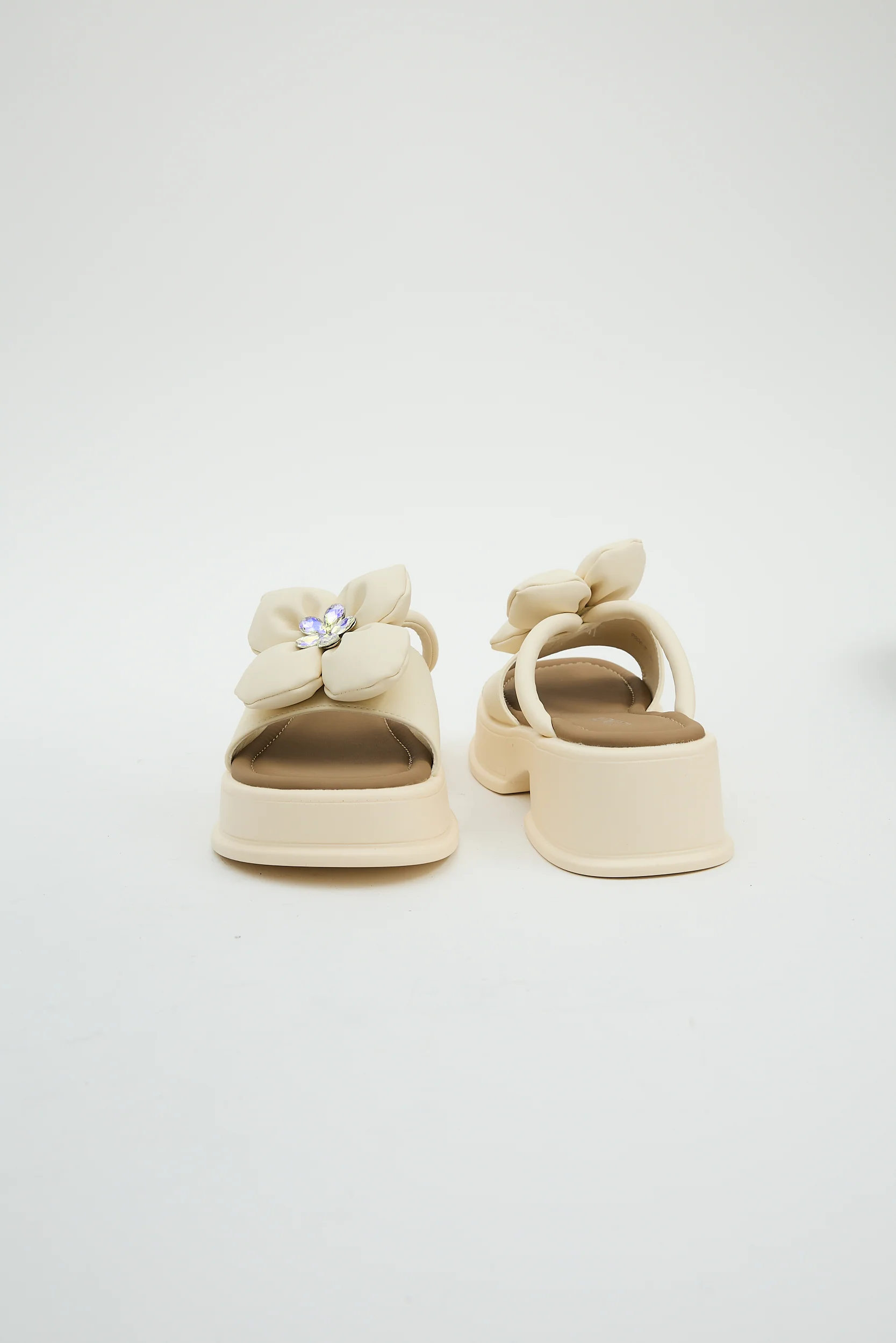 Antora Milk - Image 3