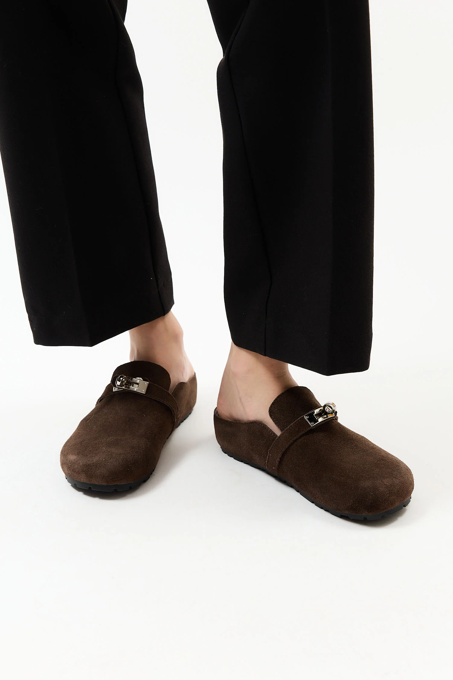Arate Brown - Image 7