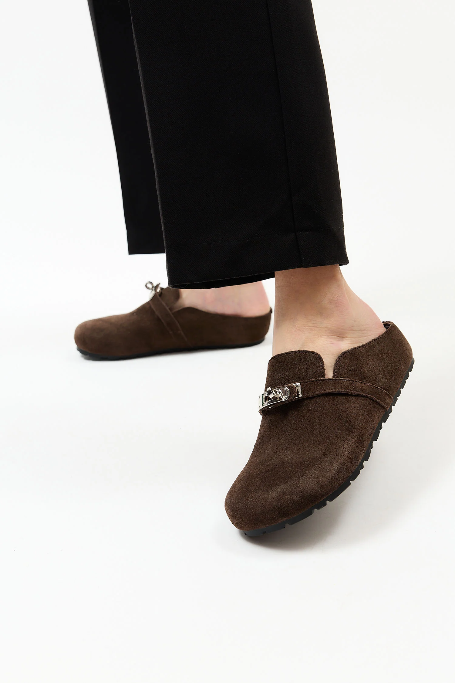 Arate Brown - Image 10