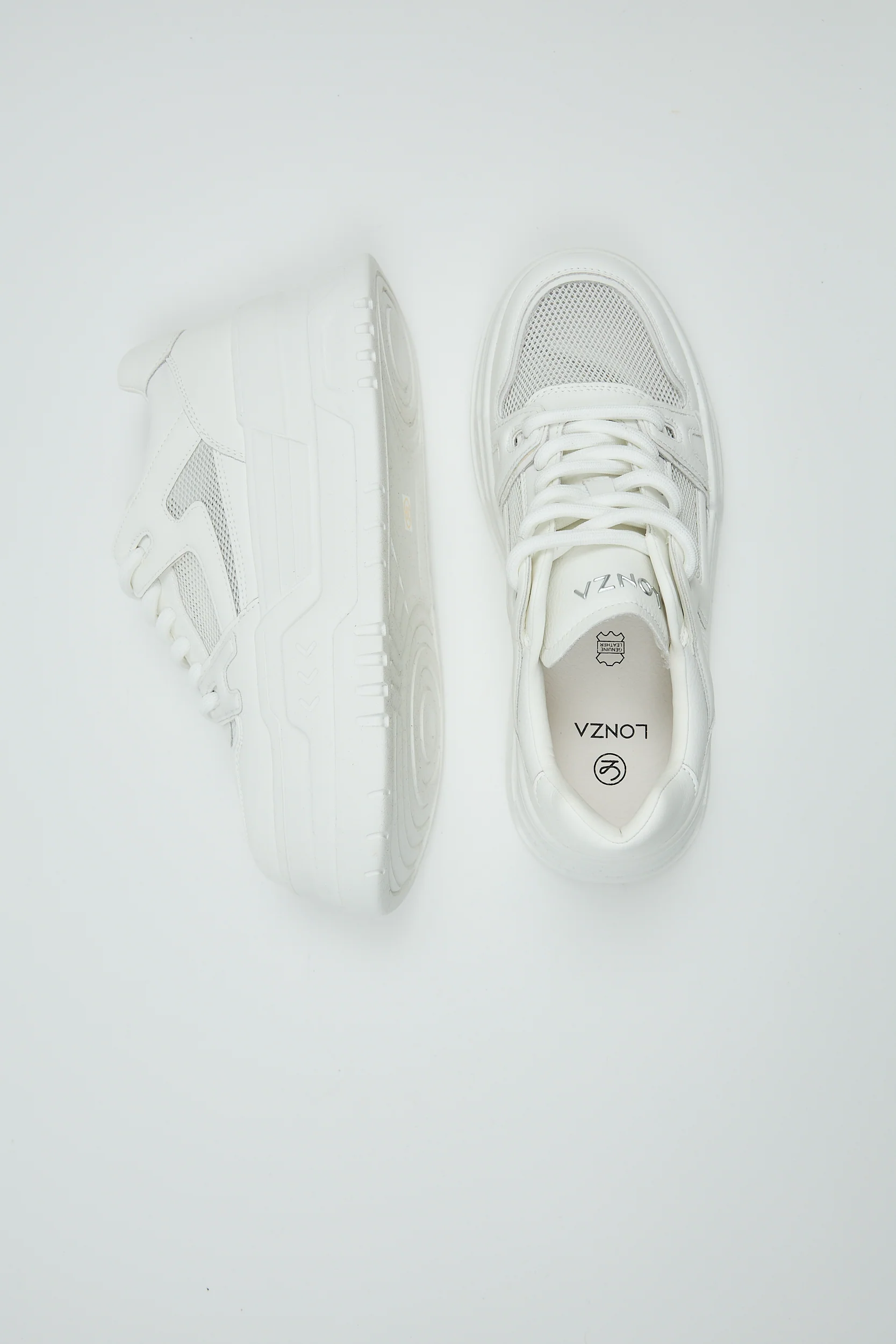 Areta White - Image 6