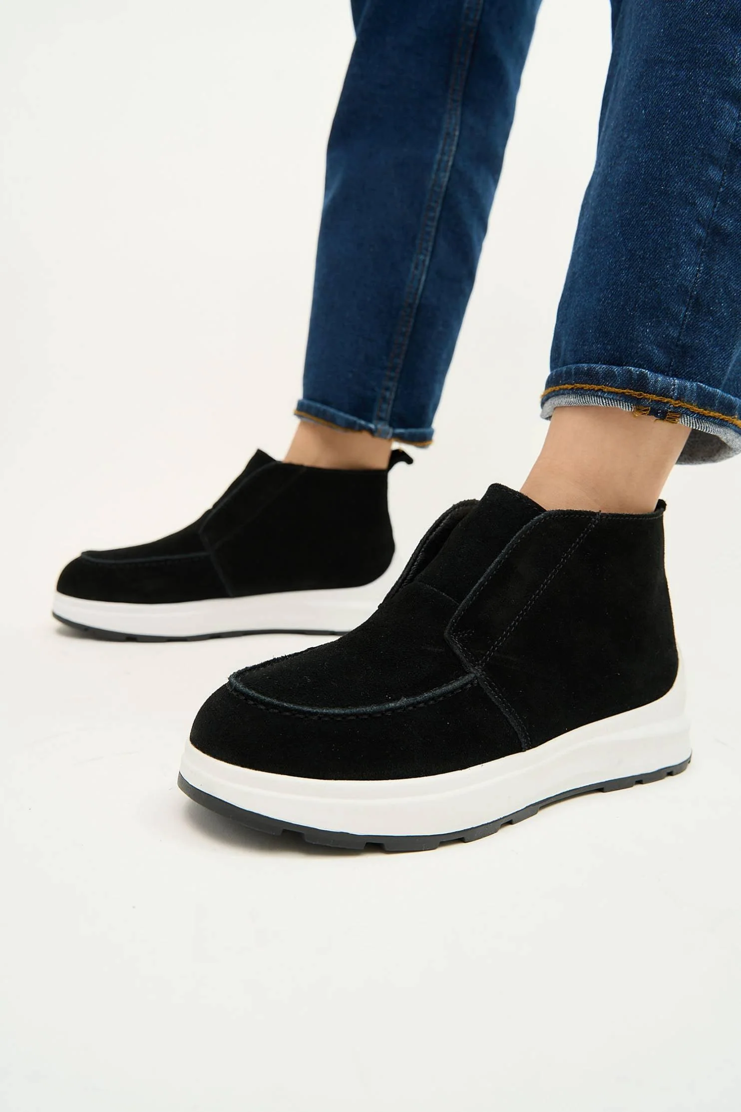 Aspen Black - Image 3
