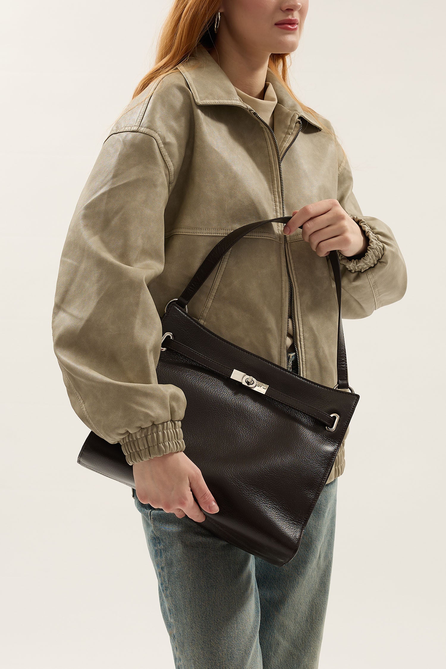 Asphalie Brown - Image 6