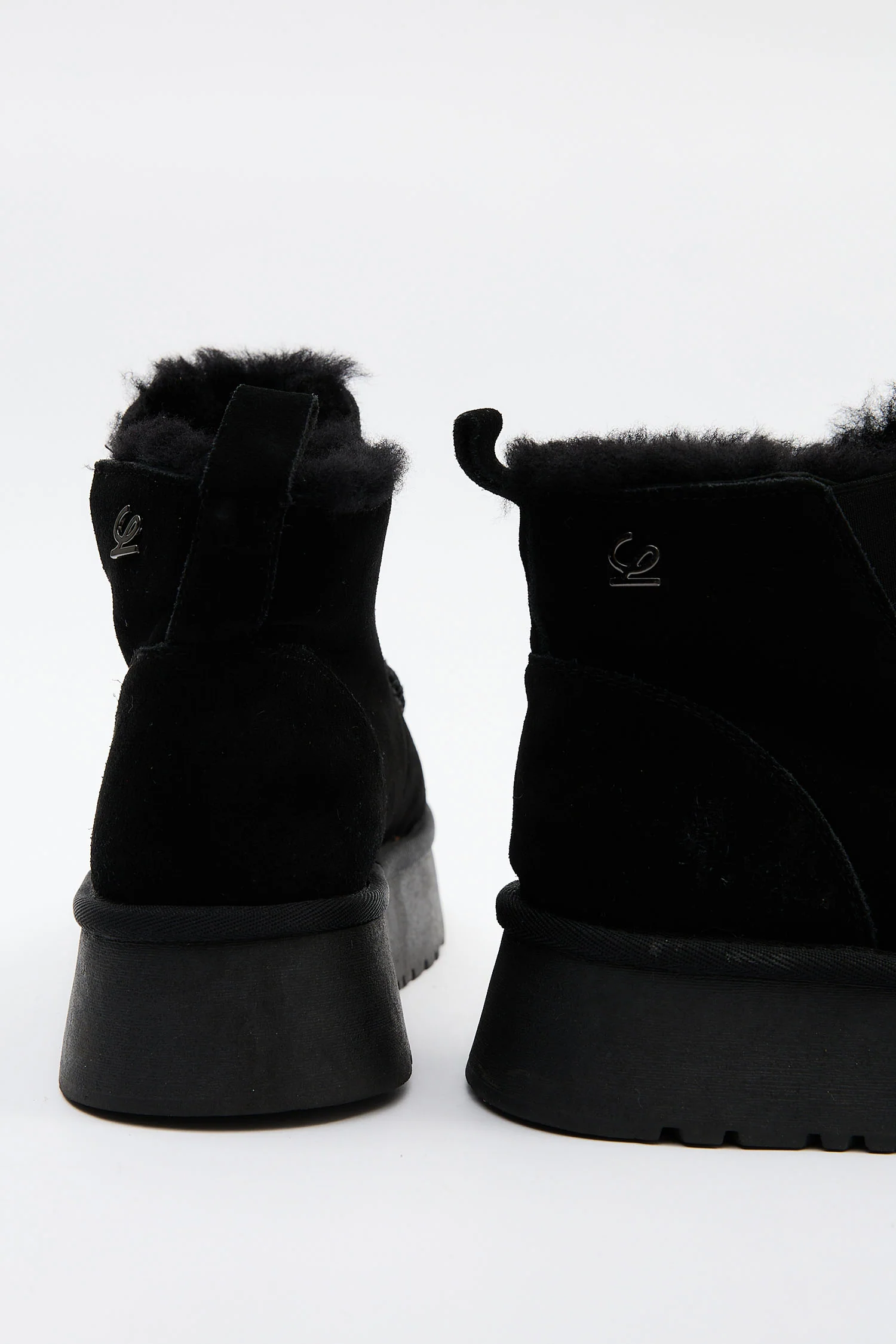 Aurenne Black - Image 3