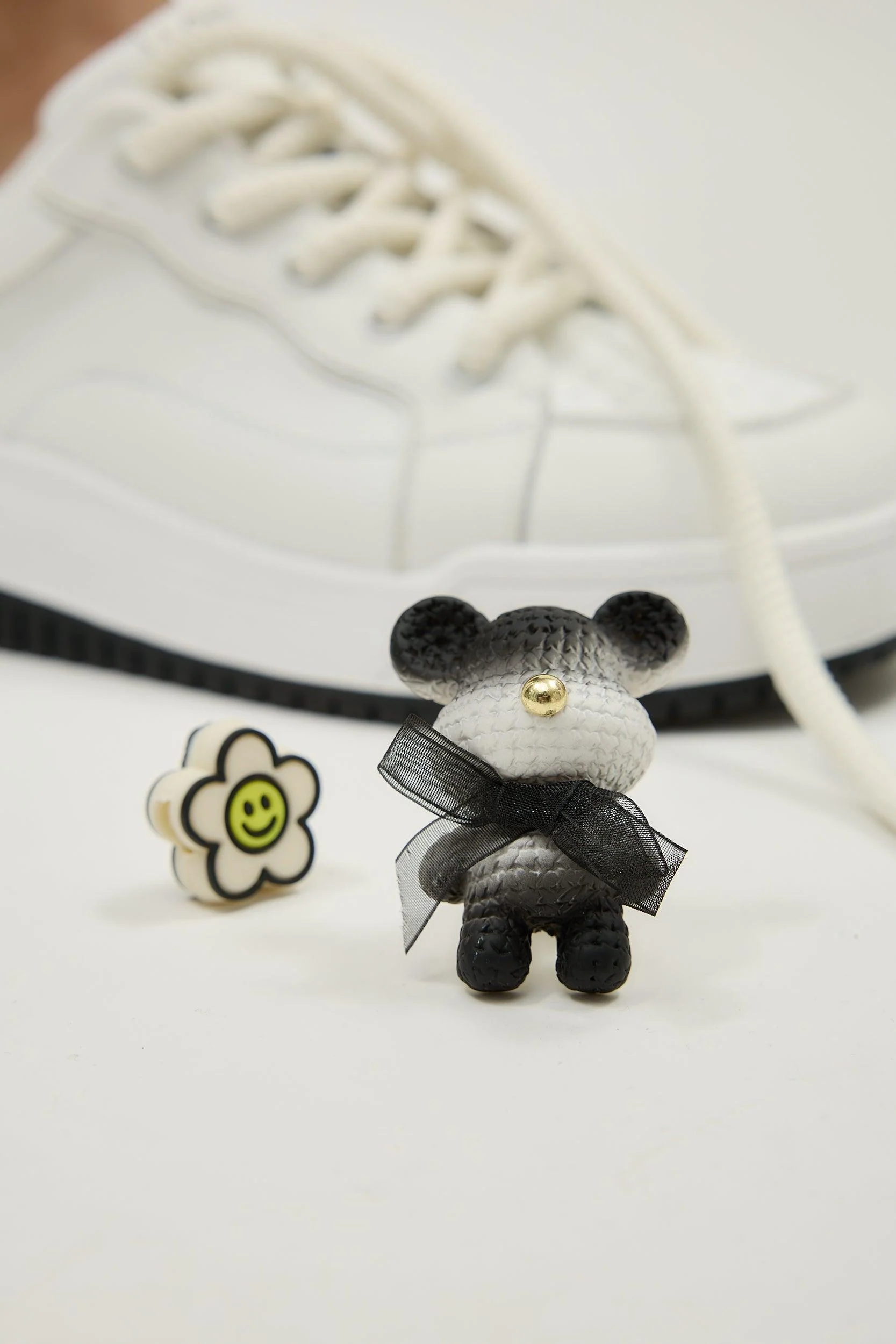 Bear Black - Image 8