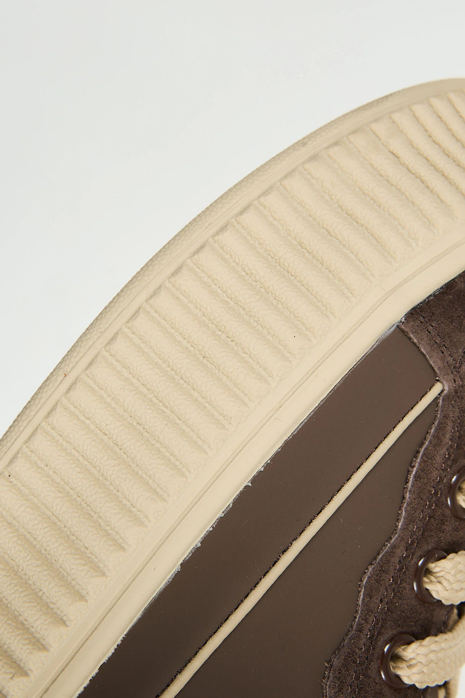 Bellure Brown - Image 11
