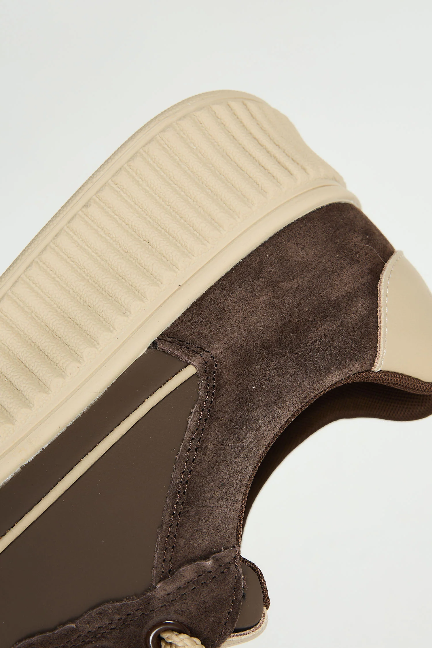 Bellure Brown - Image 14