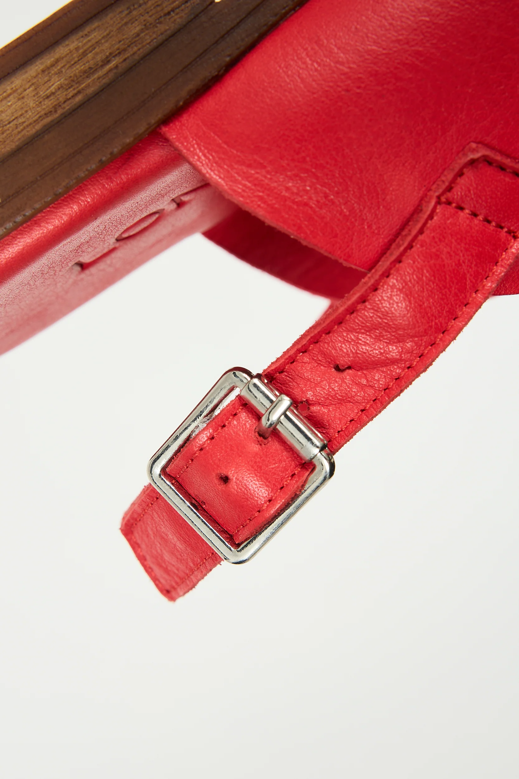 Bergen Red - Image 6