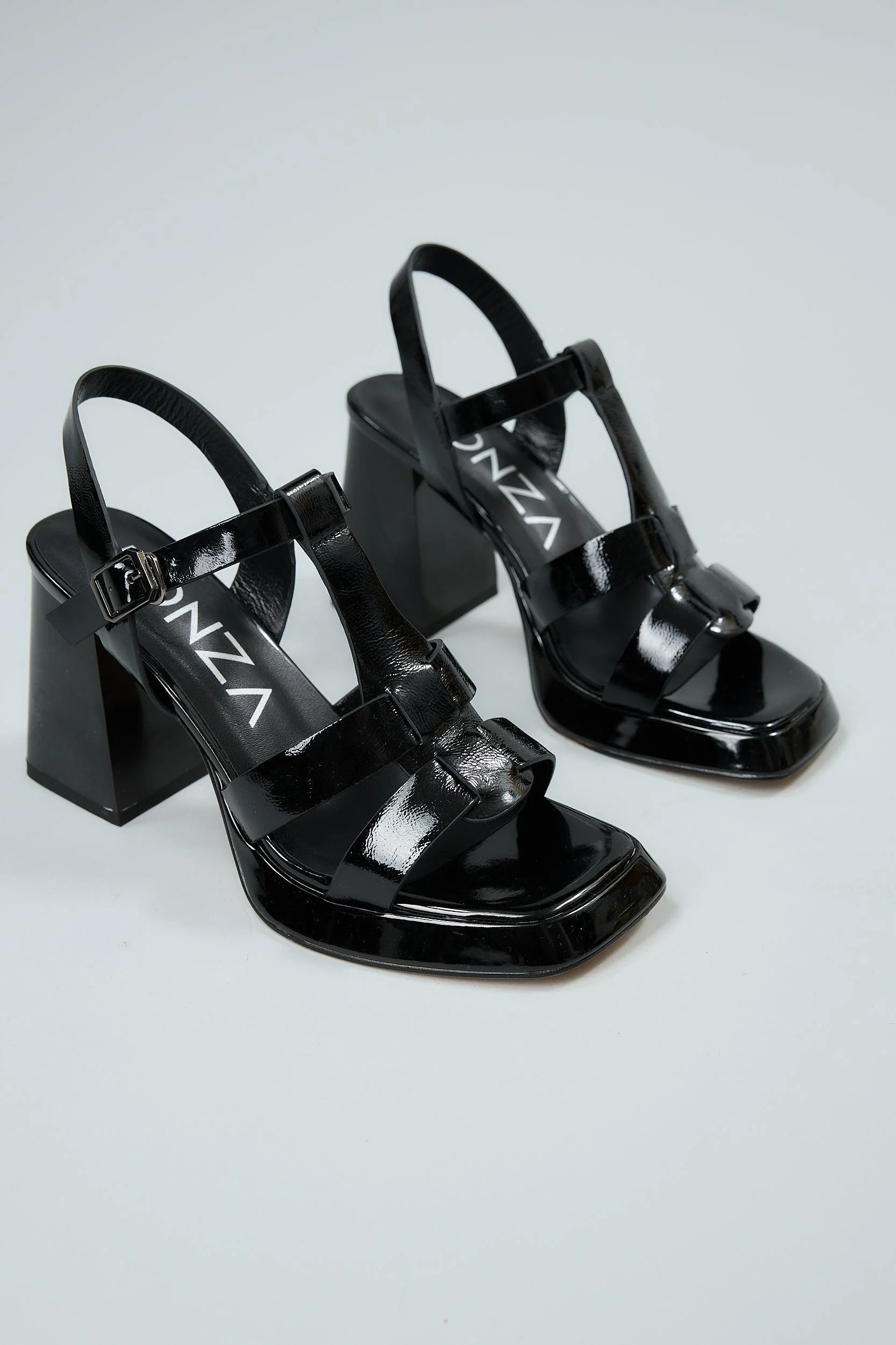 Biatrice Black - Image 15