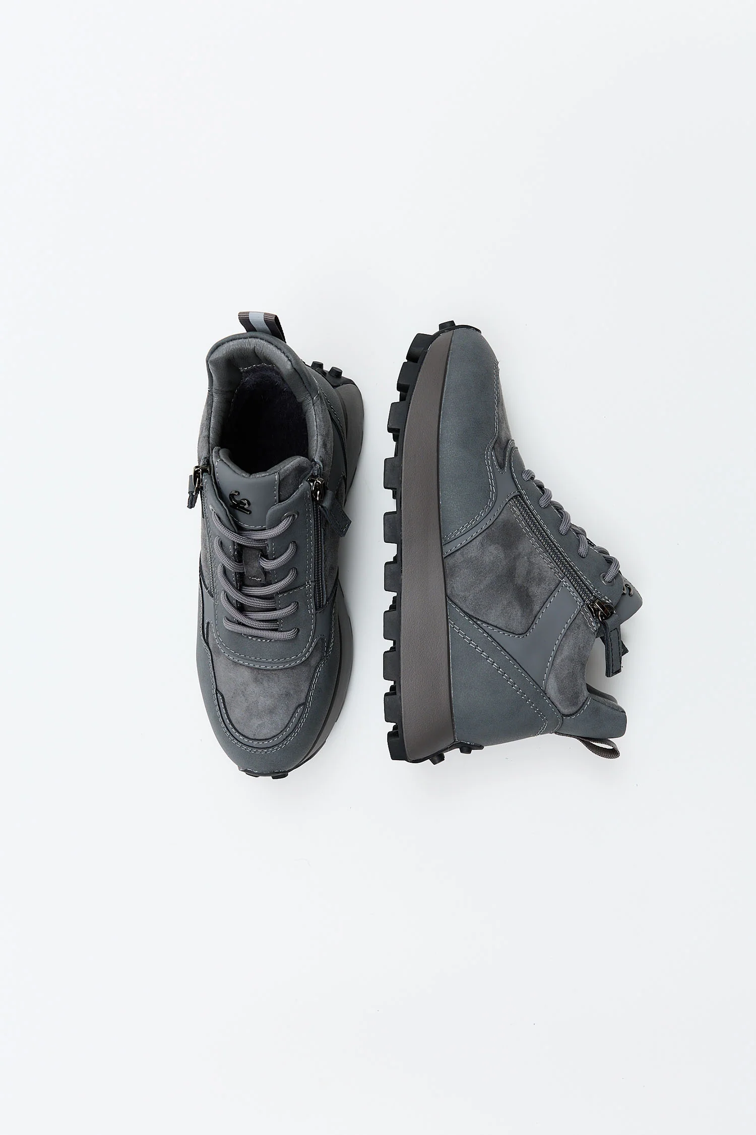 Brumelle Grey - Image 3