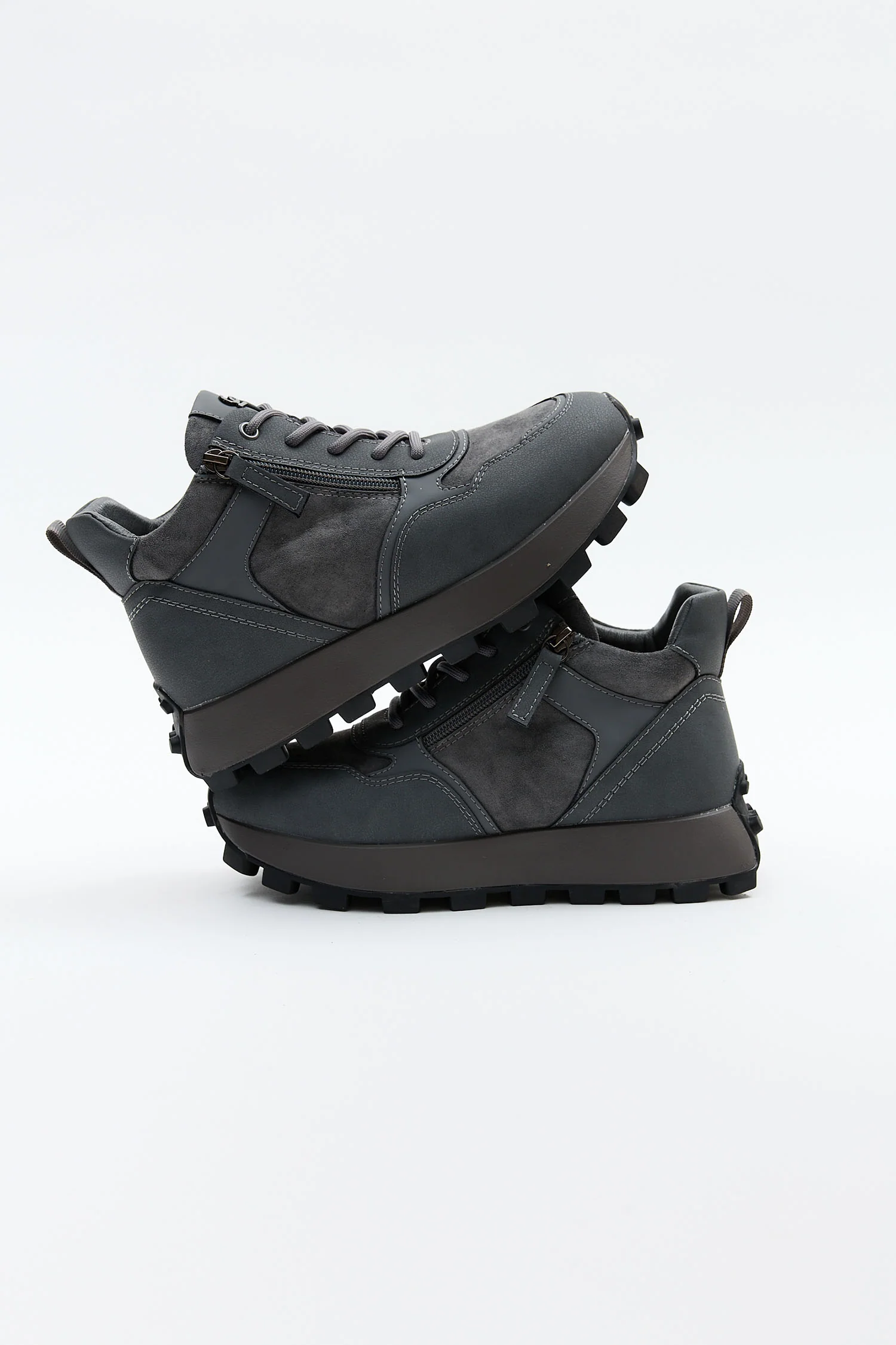 Brumelle Grey - Image 4