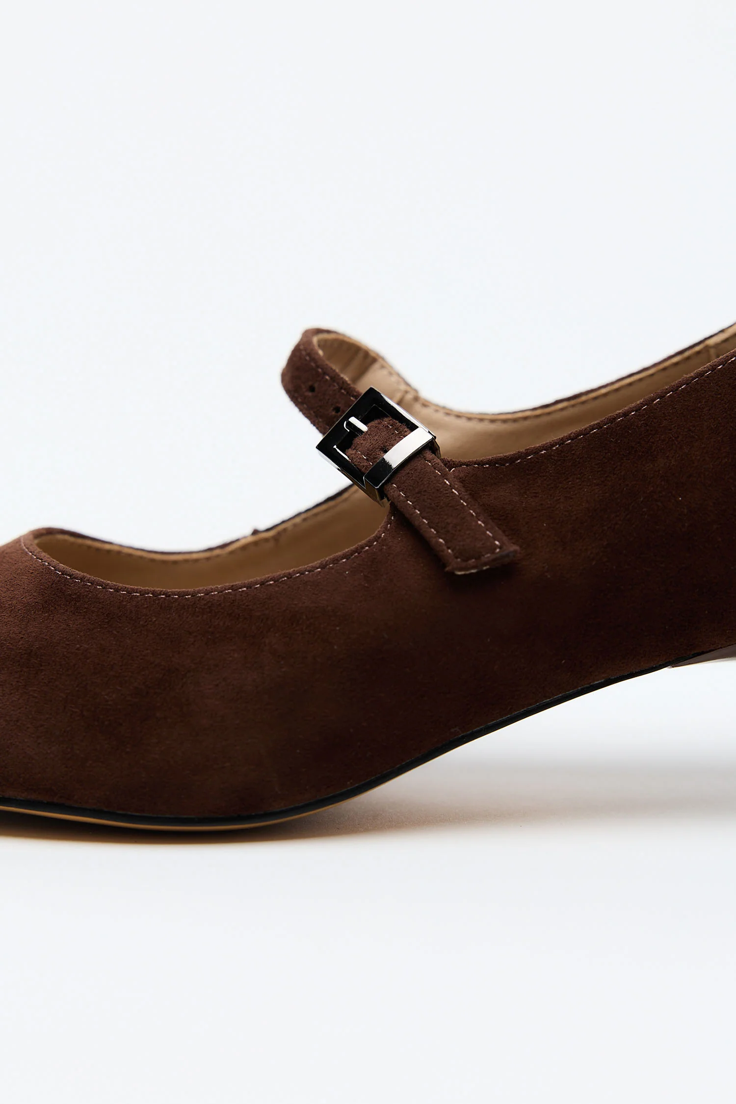 Calie Brown - Image 3
