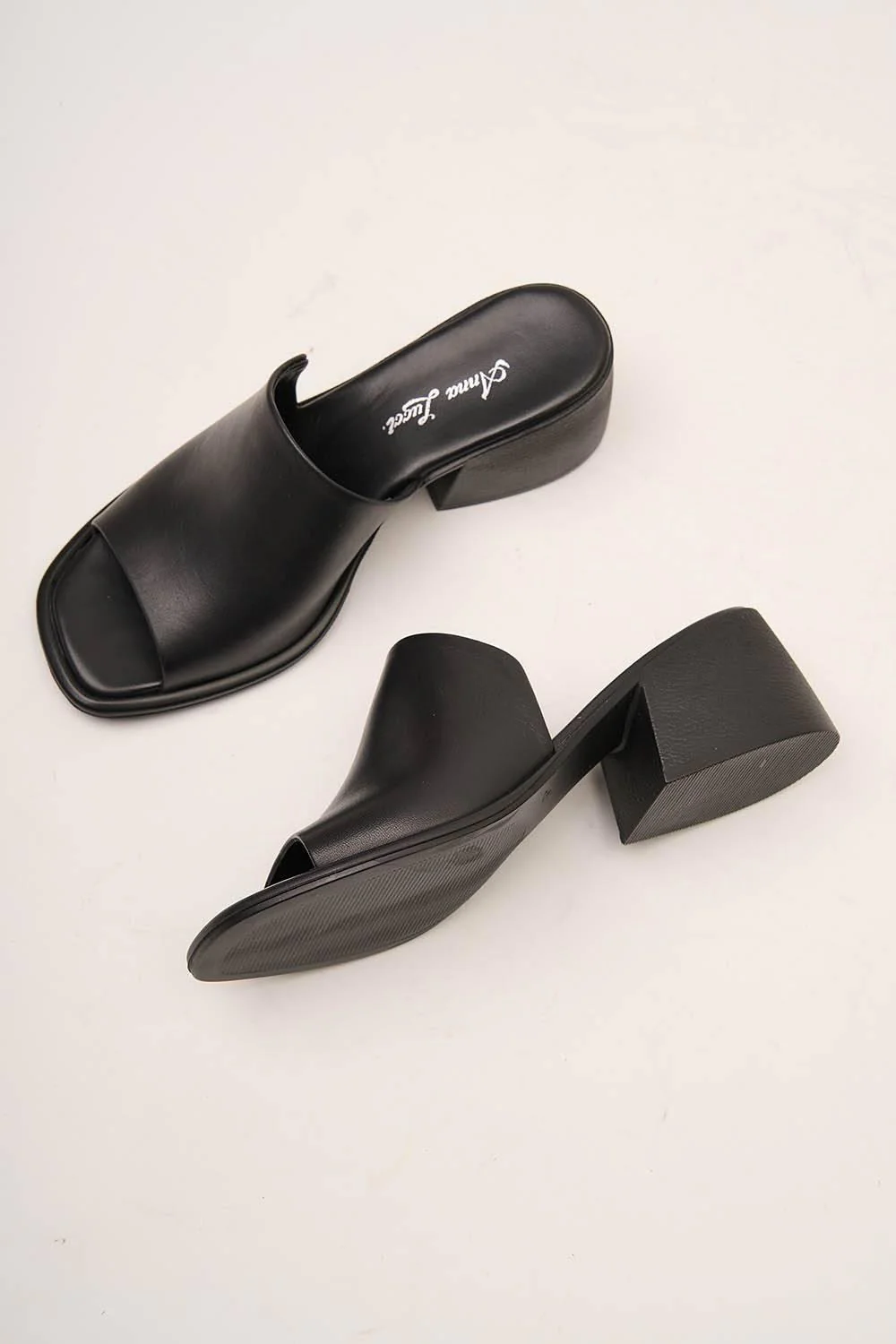 Camel Block Black - Image 8