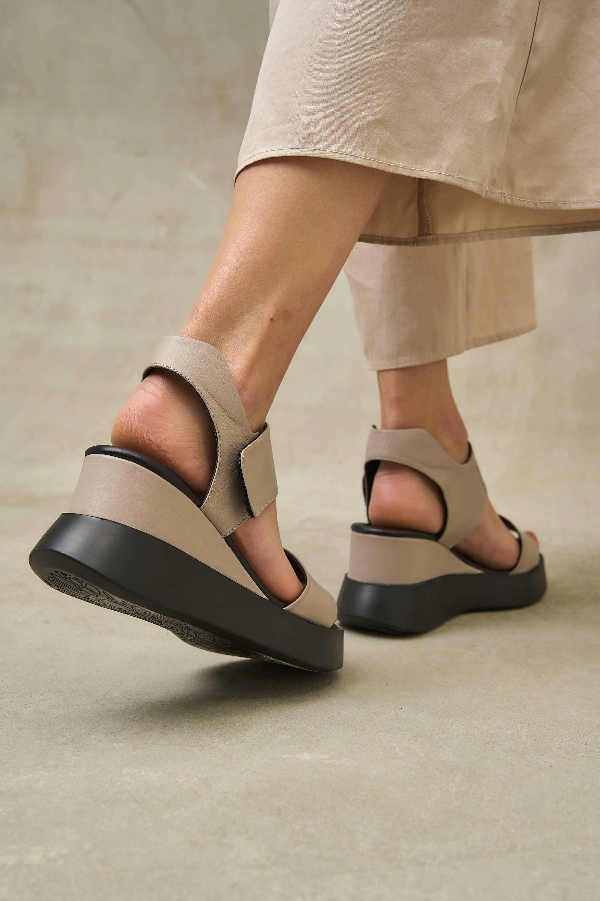 Cample Platforms - Black - Image 15