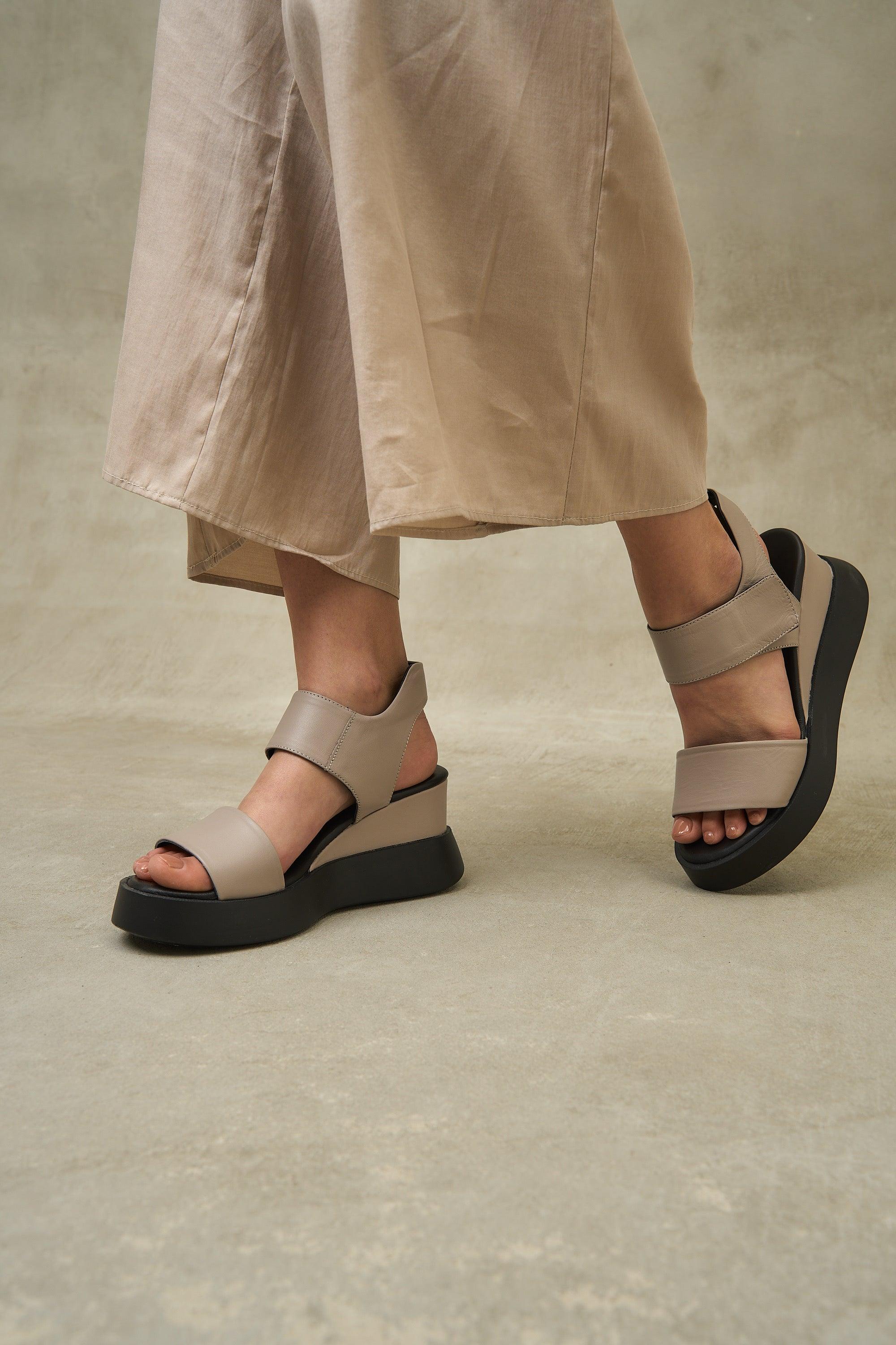Cample Platforms - Black - Image 18