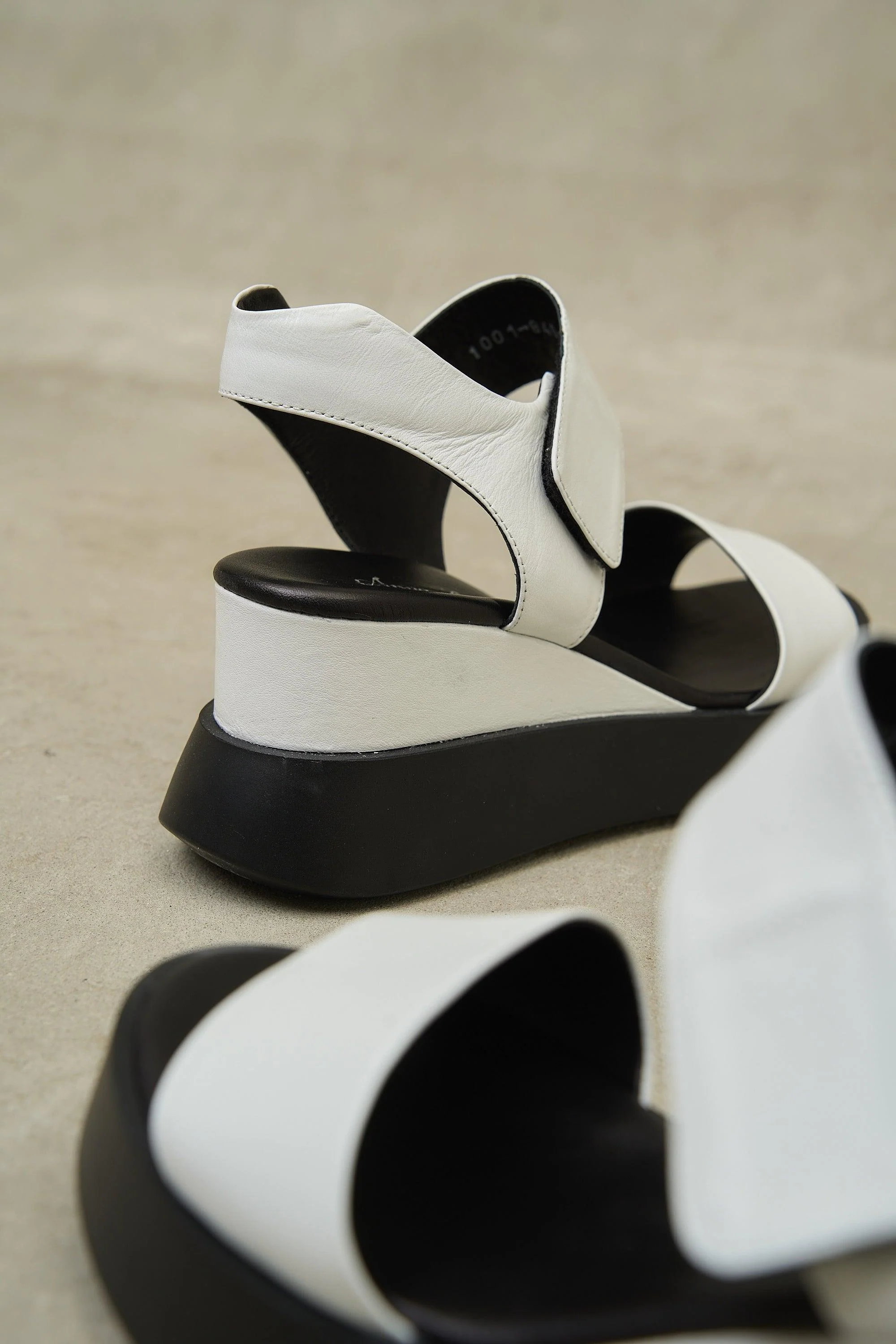 Cample Platforms - Black - Image 21