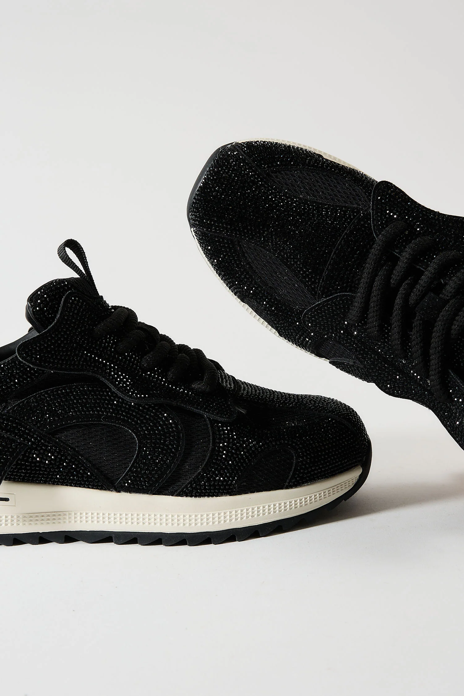 Carmel Black - Image 5
