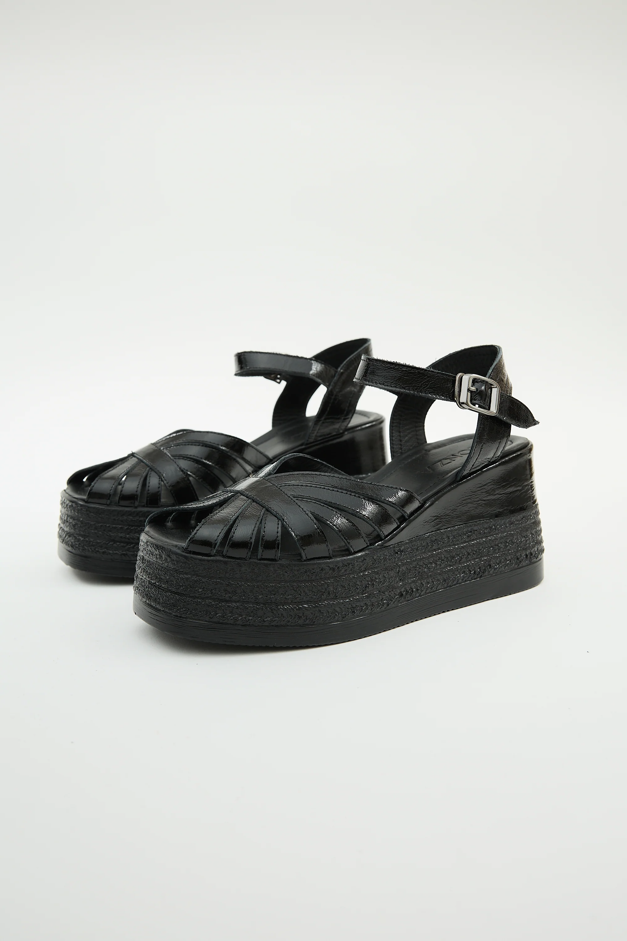 Carmelo Black - Image 2