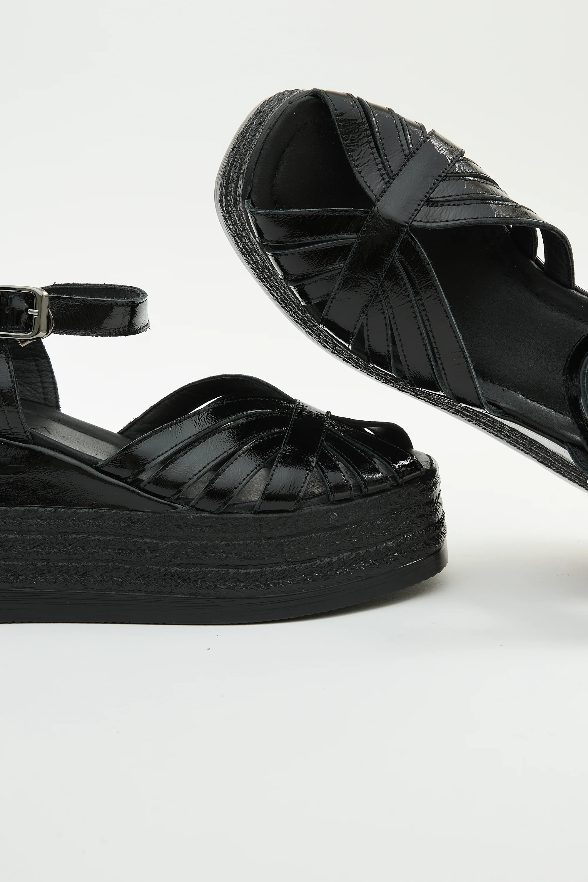 Carmelo Black - Image 5