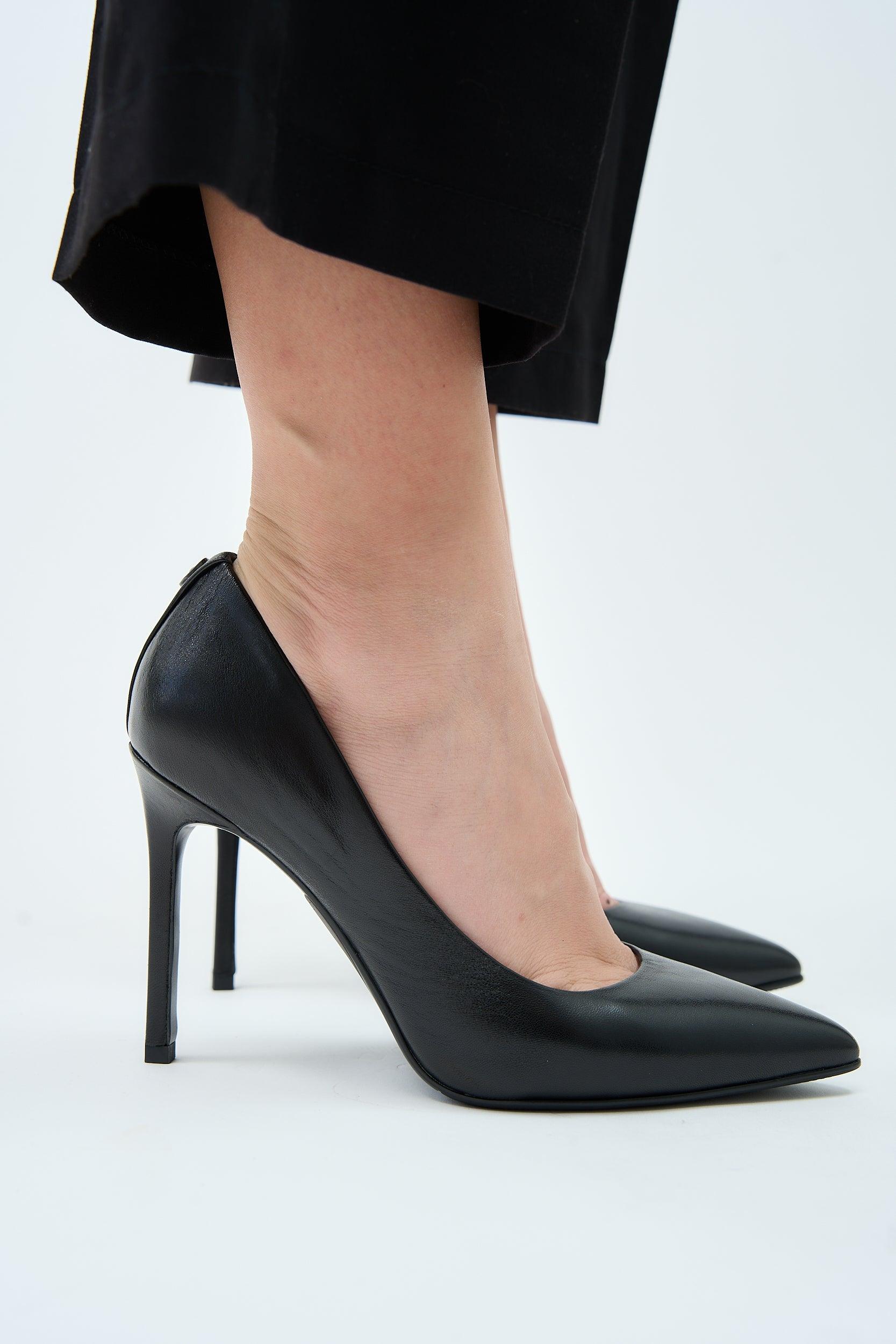 Carmen Black - Image 3