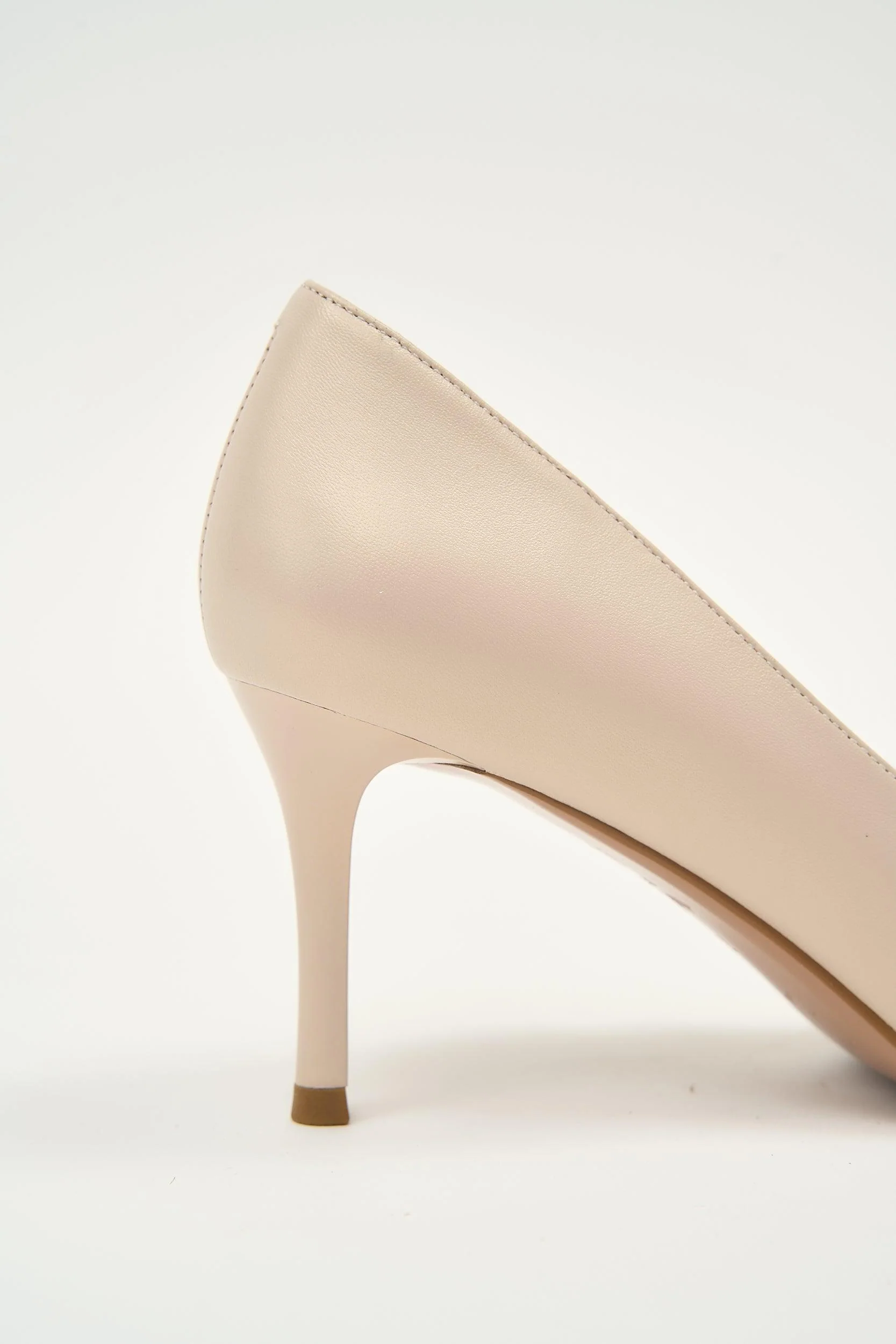 Caroline Shell - Image 7