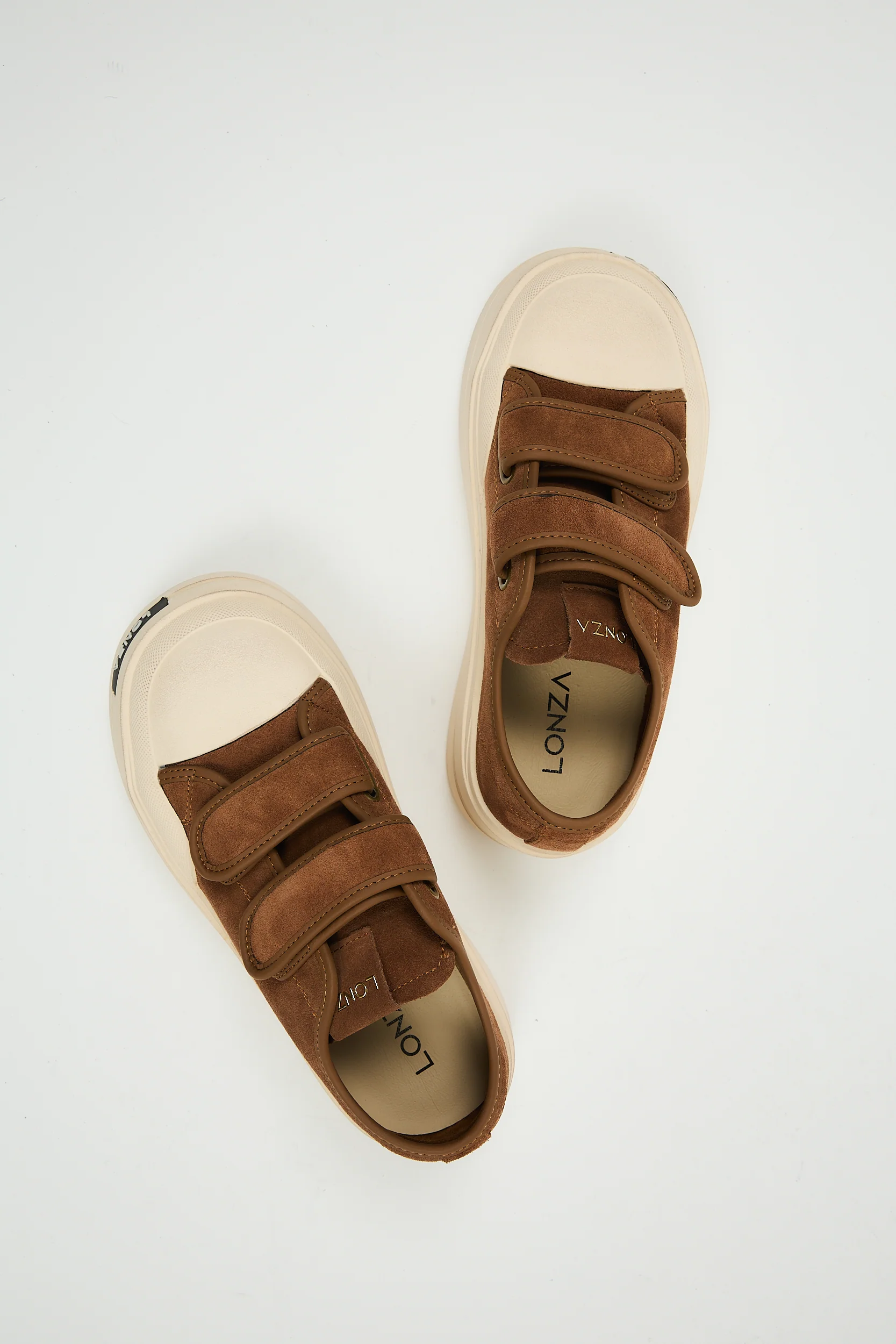Cathie Brown - Image 12
