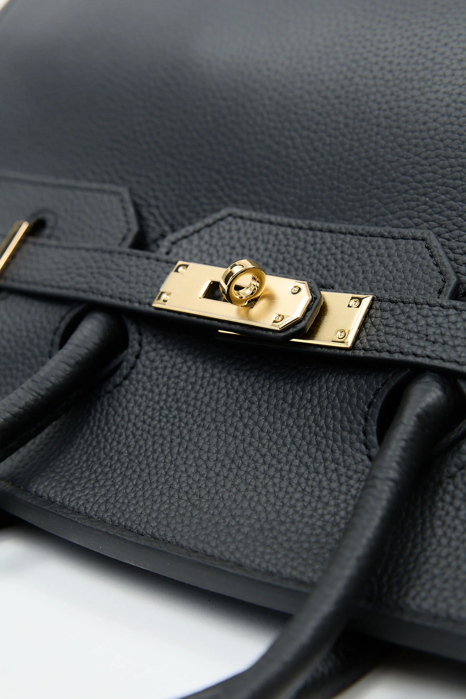 Cavette Black - Image 4