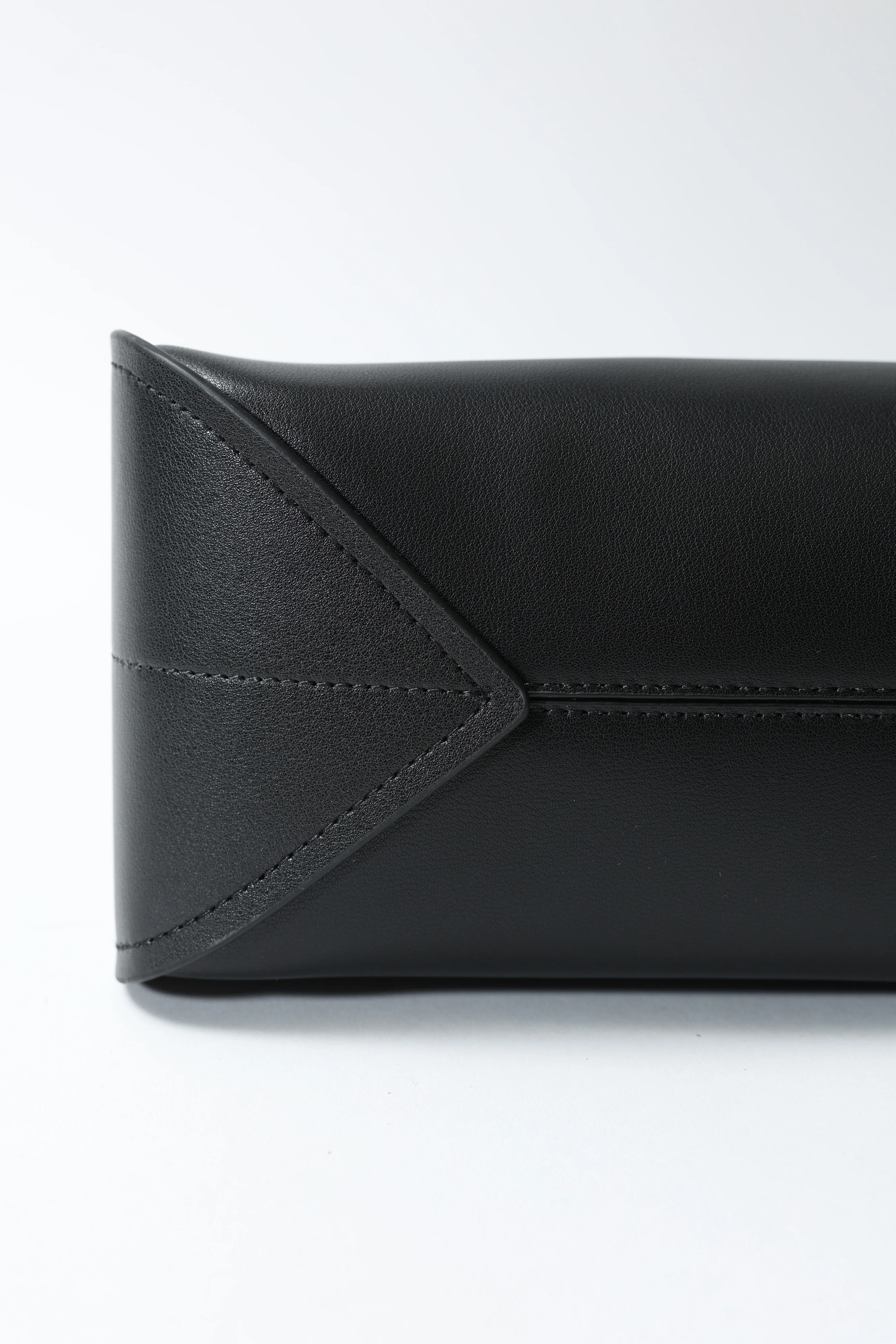 Chara Black - Image 14