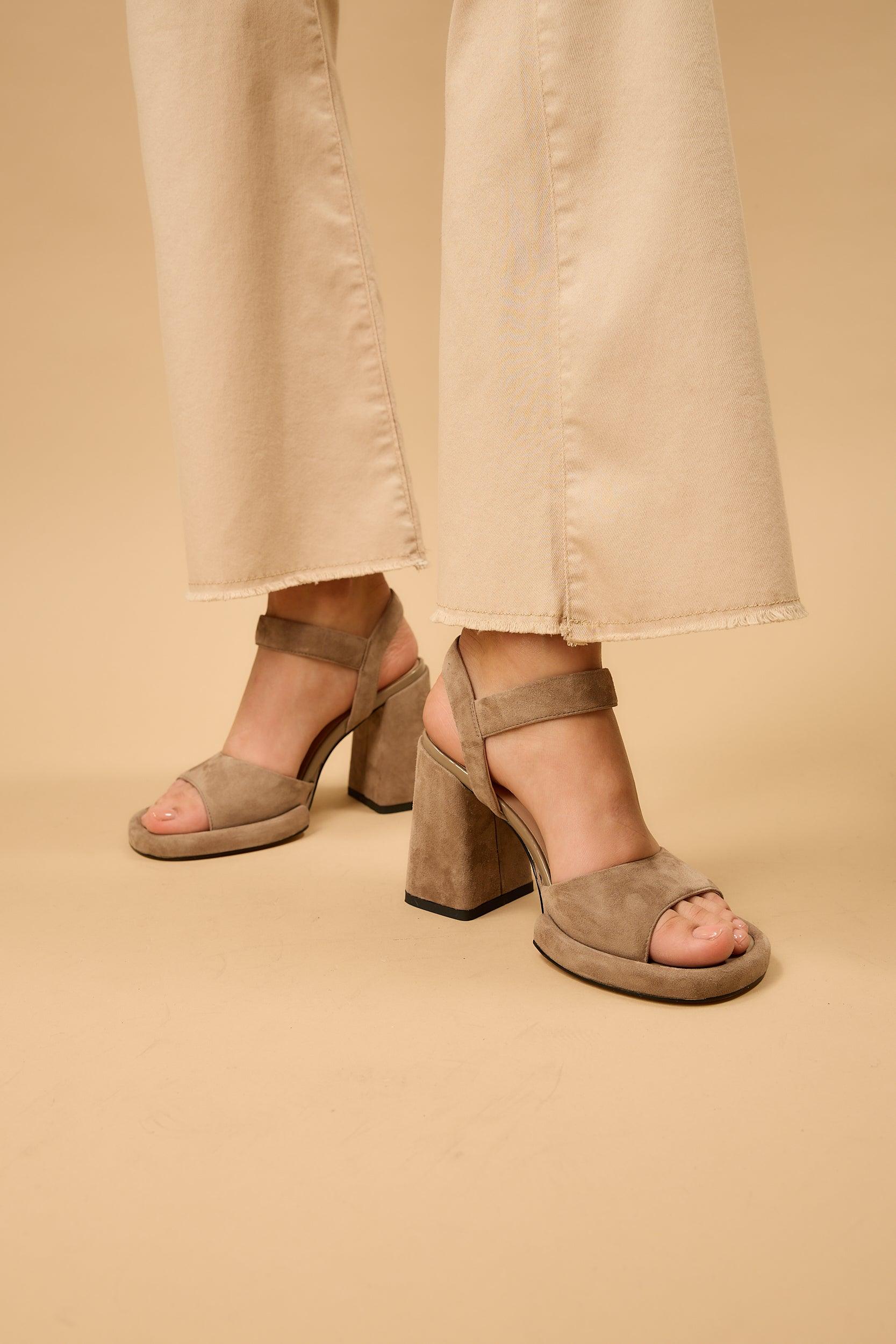 Chiara Suede Capuchino - Image 5
