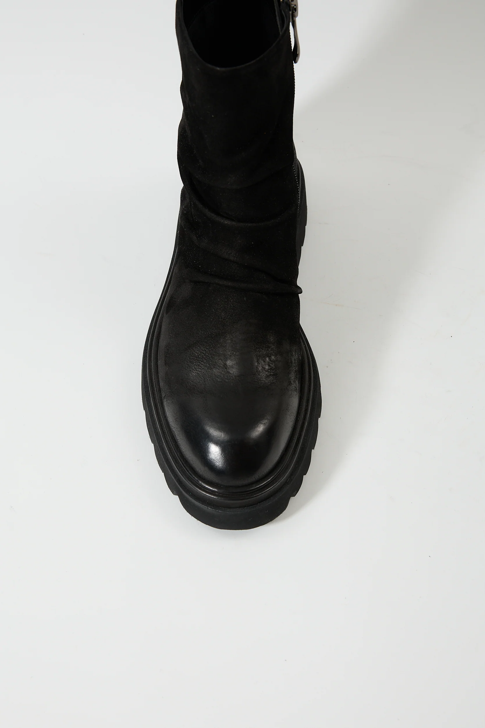 Circe Black - Image 6