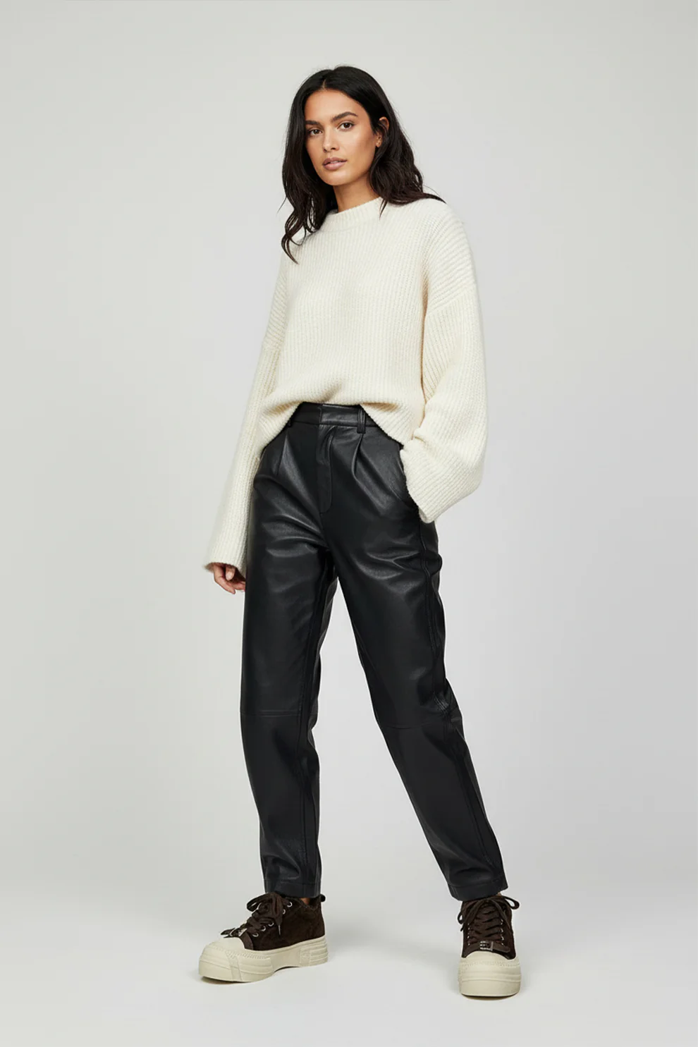 Claire Dark Brown - Image 6
