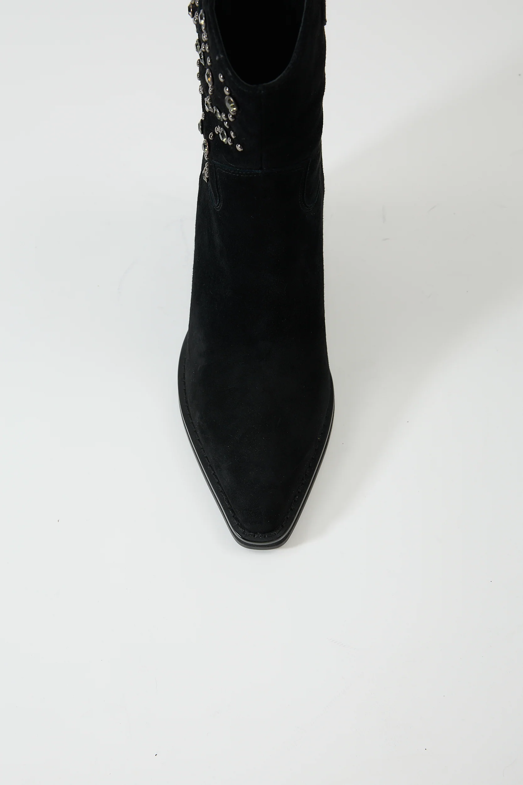 Clotho Black - Image 6